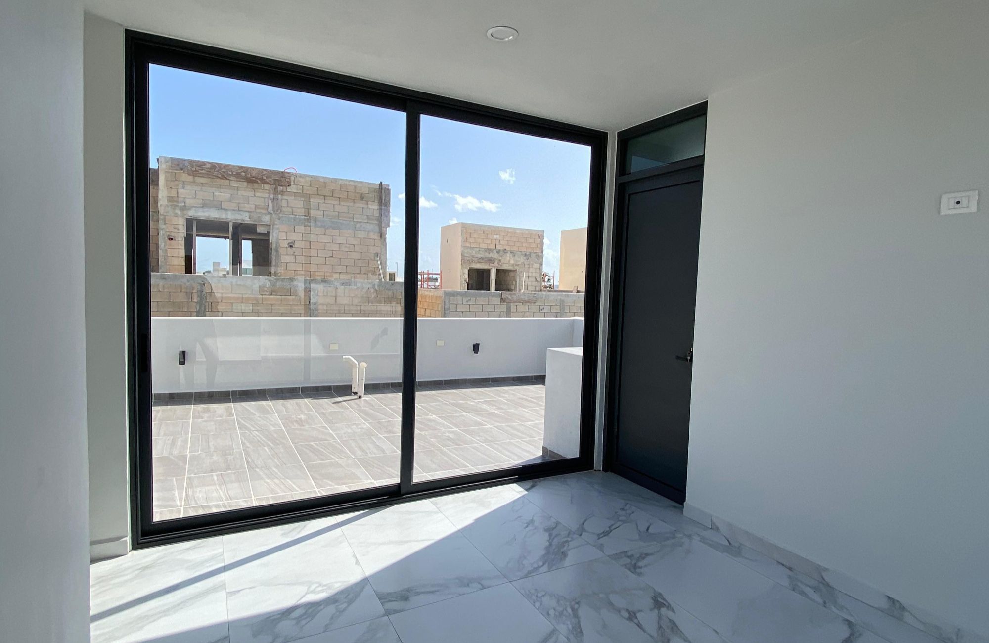 House with Private Pool, For Sale, Residencial Rio, Huayac&aacute;n, Canc&uacute;n