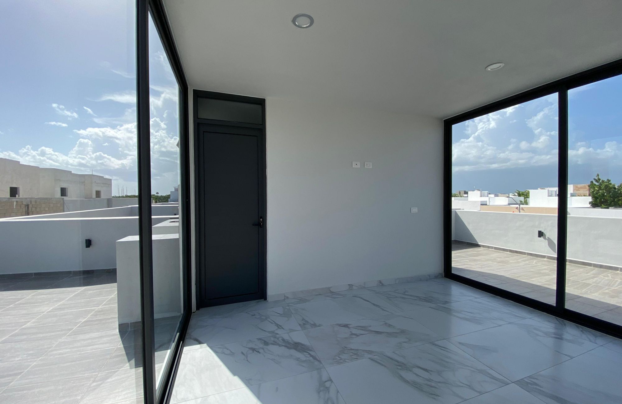 House with Private Pool, For Sale, Residencial Rio, Huayac&aacute;n, Canc&uacute;n