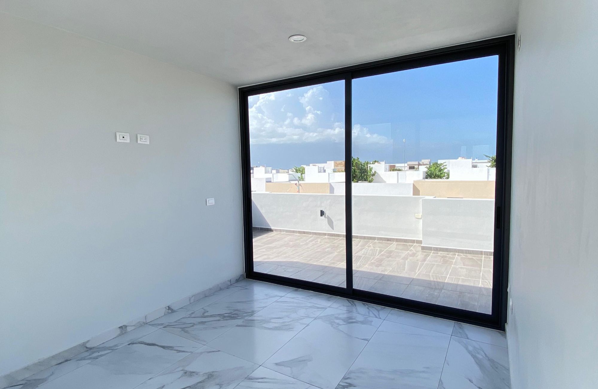 House with Private Pool, For Sale, Residencial Rio, Huayac&aacute;n, Canc&uacute;n