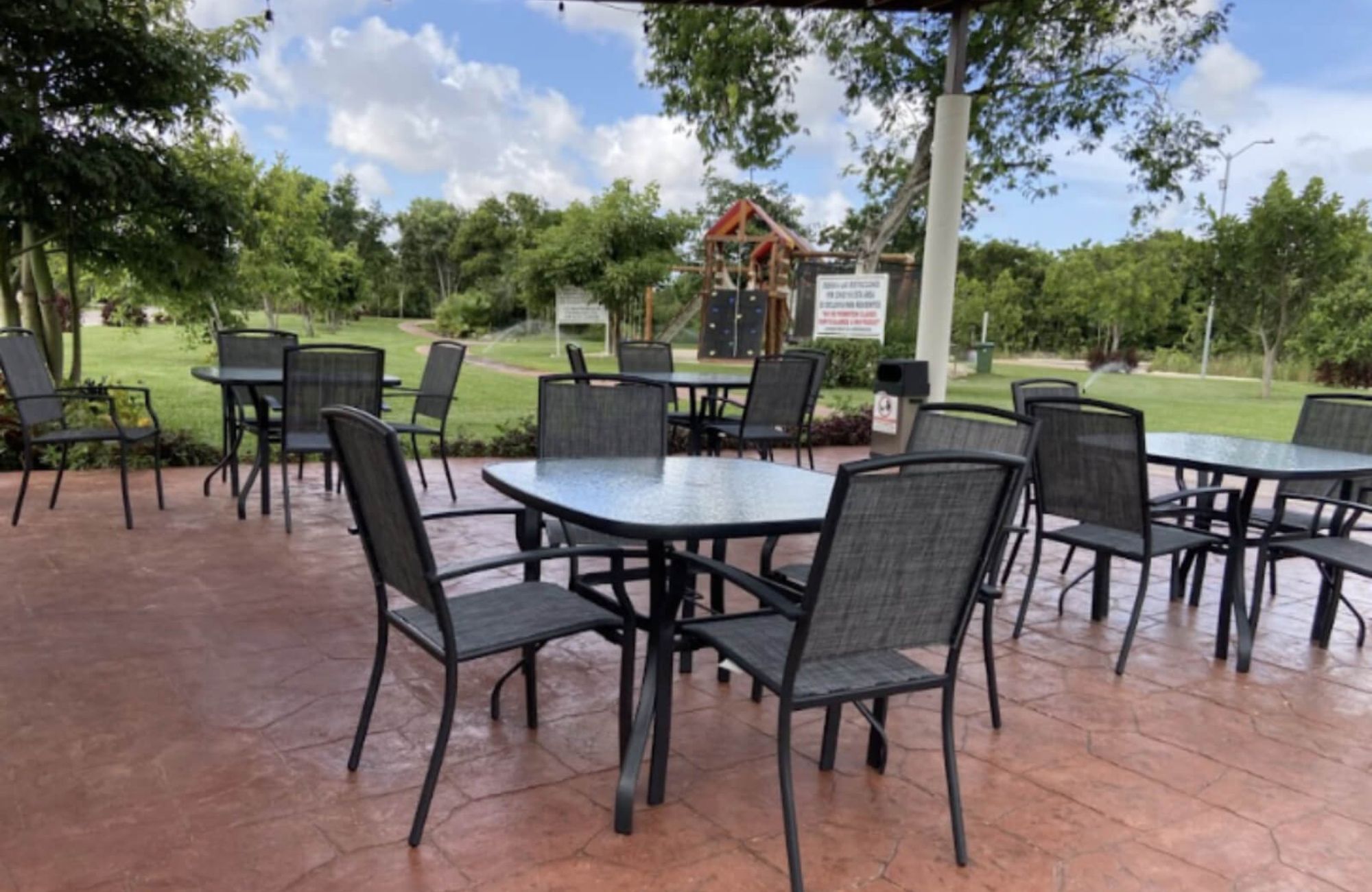 House with Private Pool, For Sale, Residencial Rio, Huayac&aacute;n, Canc&uacute;n