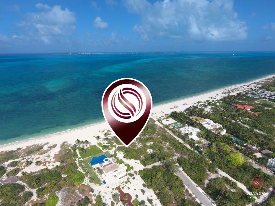 Lote de lujo frente al mar, en Residencial privado, venta, Playa Mujeres, Canc&uacute;n.