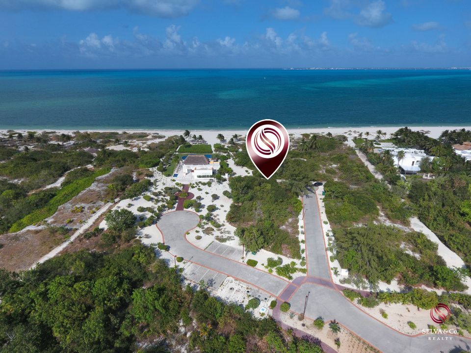 Lote de lujo frente al mar, en Residencial privado, venta, Playa Mujeres, Canc&uacute;n.