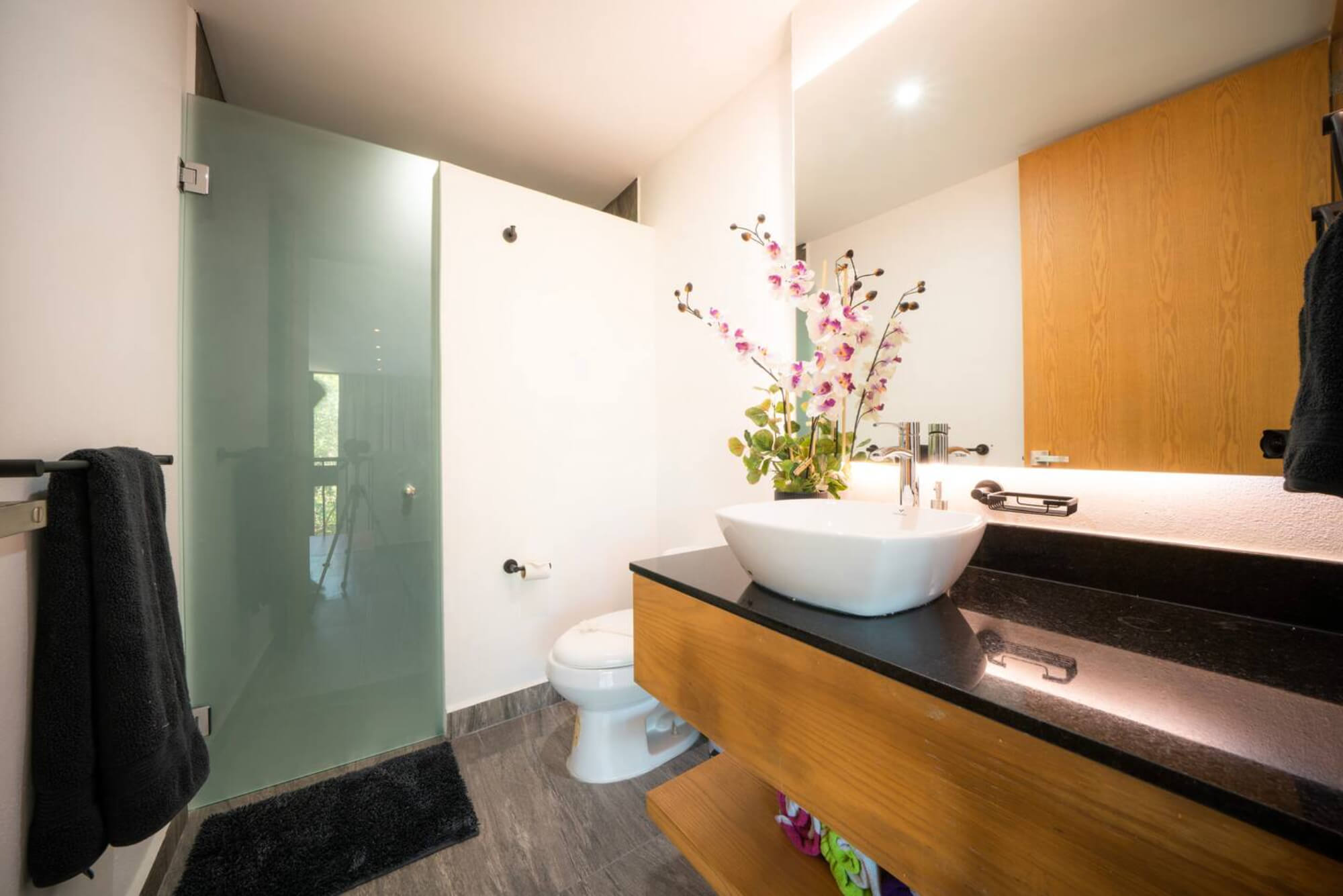 Condo de 3 recamaras, club de playa, golf, alberca, en venta Playa del Carmen.