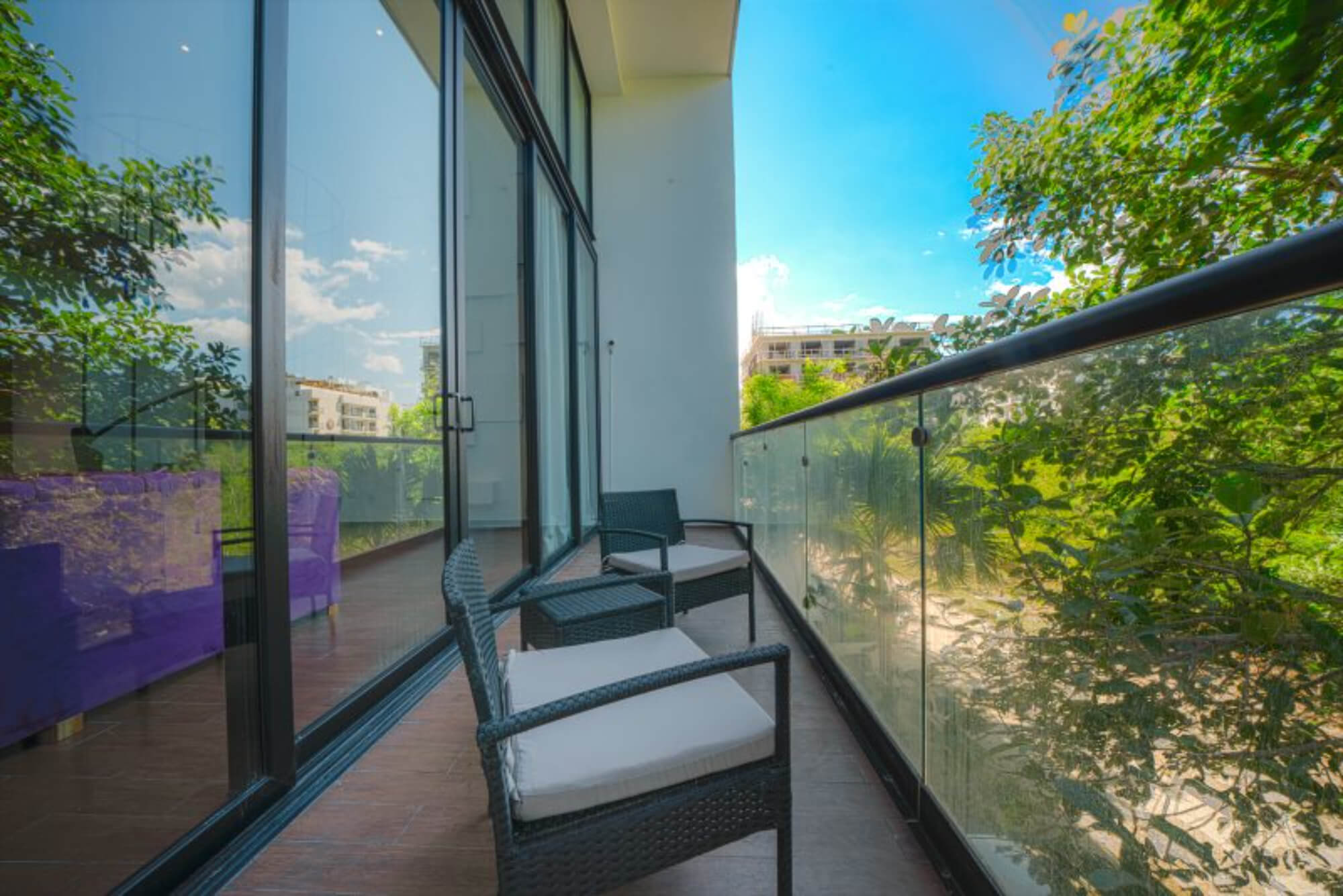 Condo de 3 recamaras, club de playa, golf, alberca, en venta Playa del Carmen.