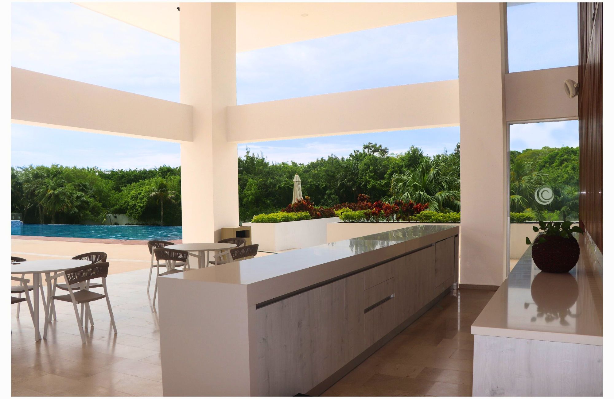 Condo with more than 25 amenities for sale, Huayac&aacute;n, Canc&uacute;n