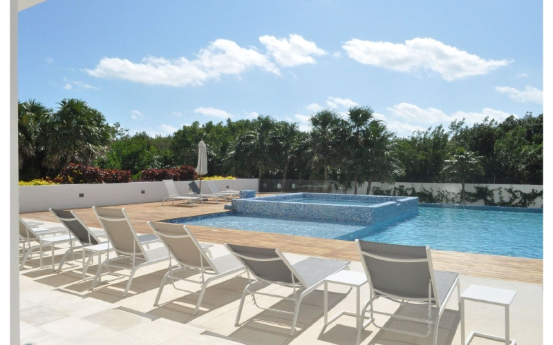 Apartment with terrace, premium amenities for sale, Las Am&eacute;ricas Zone, Canc&uacute;n