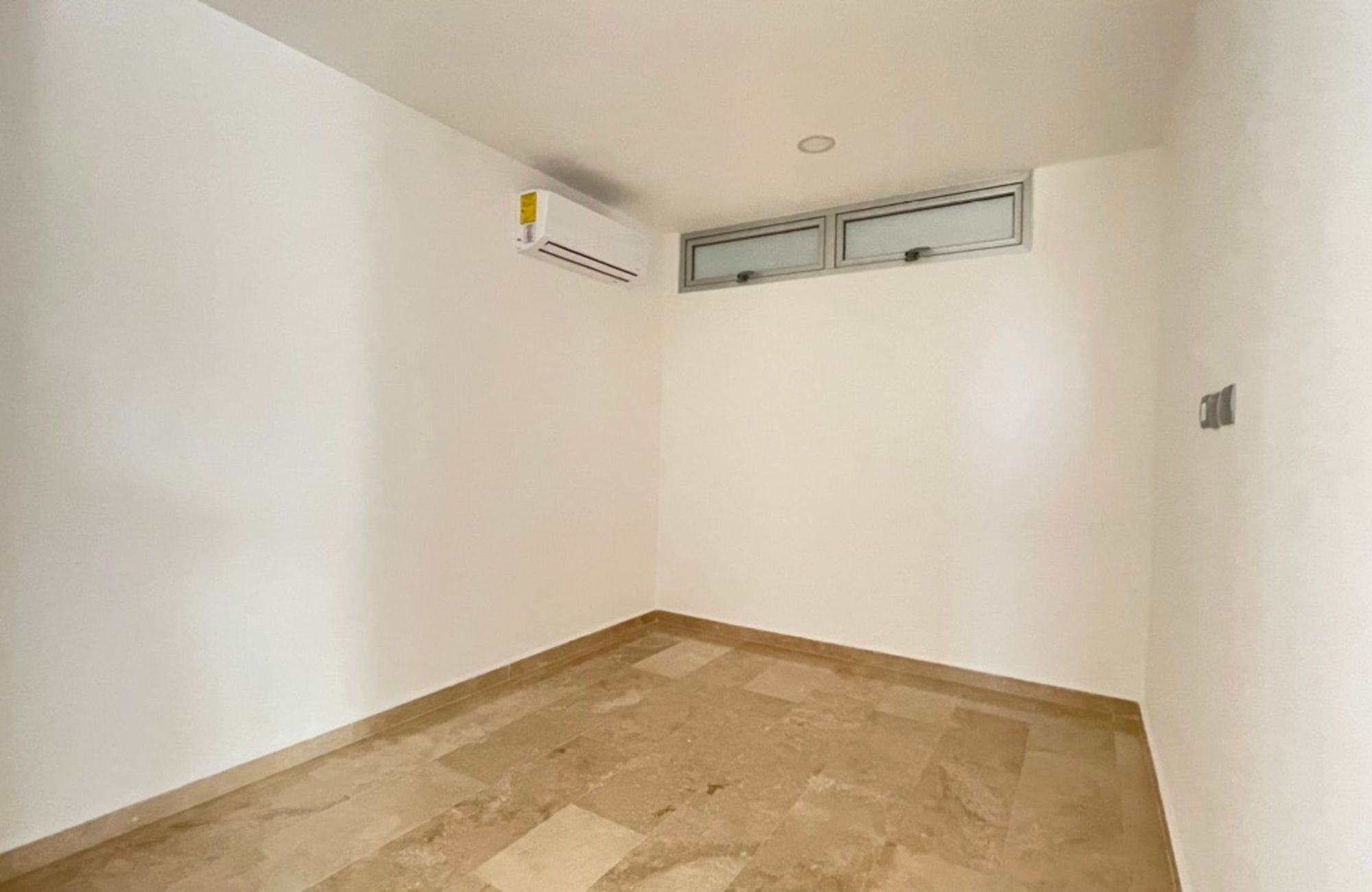 Apartment 3 Bedrooms + 1, with 50 amenities, luxury finishes, cinema, spa, spinning, dog park, pool and jacuzzi for adults, and more, pre-co