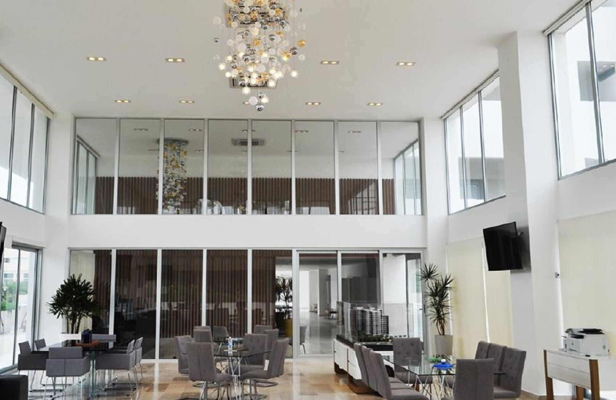 Apartment 3 Bedrooms + 1, with 50 amenities, luxury finishes, cinema, spa, spinning, dog park, pool and jacuzzi for adults, and more, pre-co