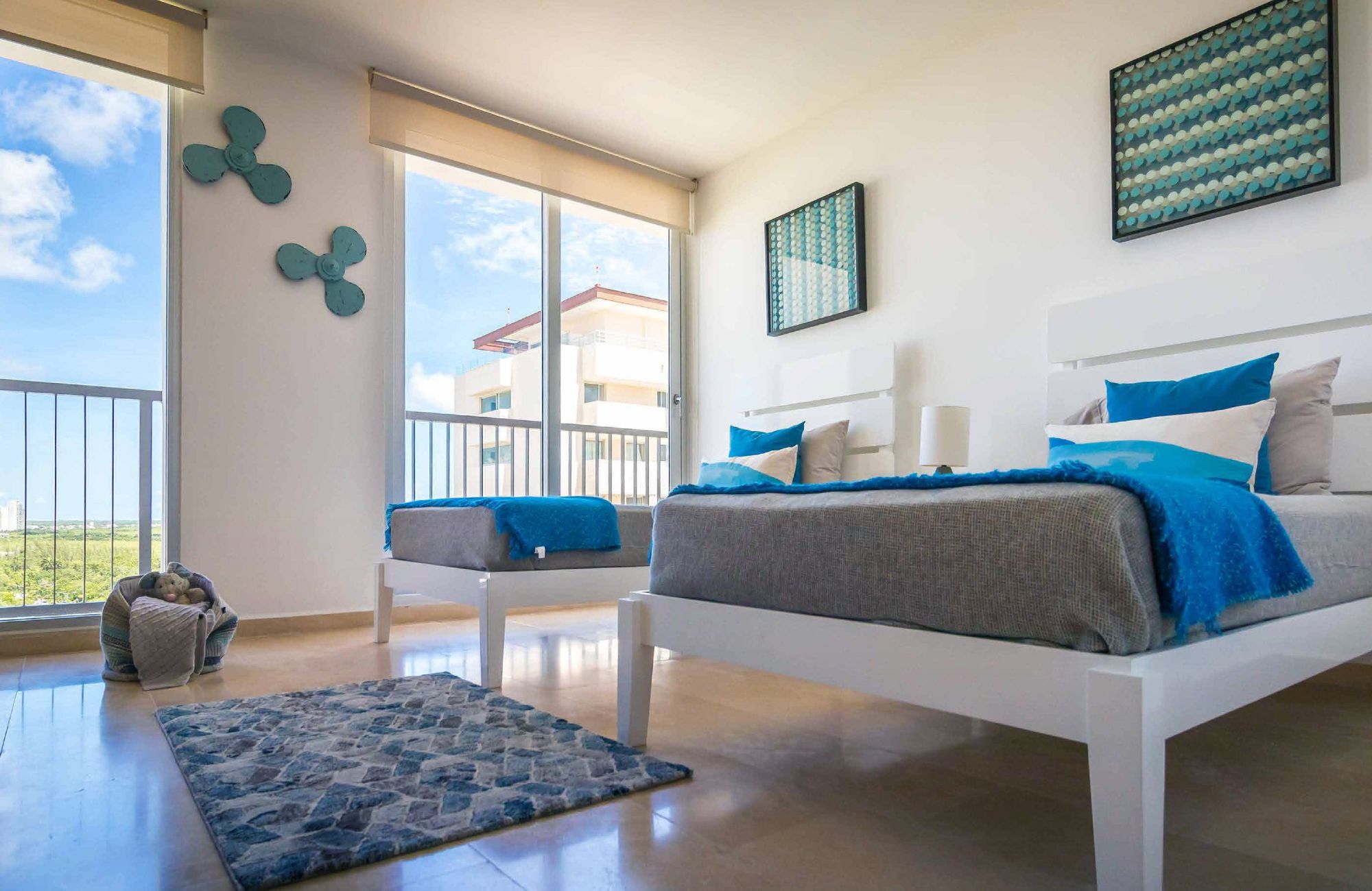 Condominium with terrace, rooftop, and pool for sale, Puerto Cancun, Cancun.