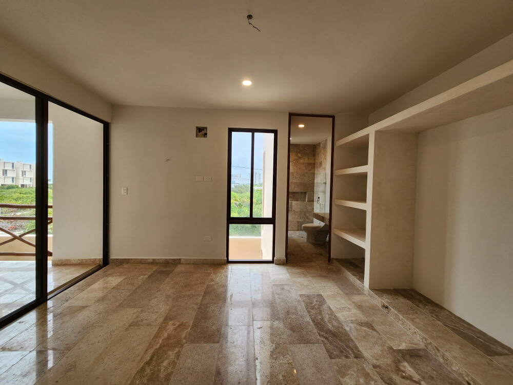 Two-Story House with Private Pool and Garden for Sale in Temoz&oacute;n Norte, M&eacute;rida