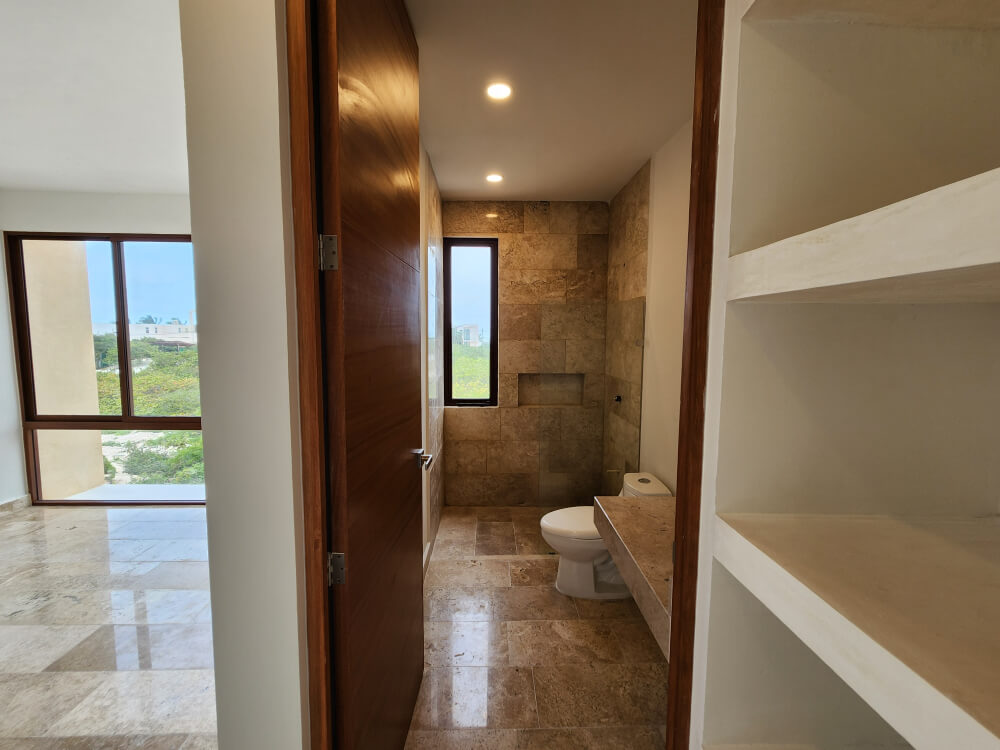 Two-Story House with Private Pool and Garden for Sale in Temoz&oacute;n Norte, M&eacute;rida