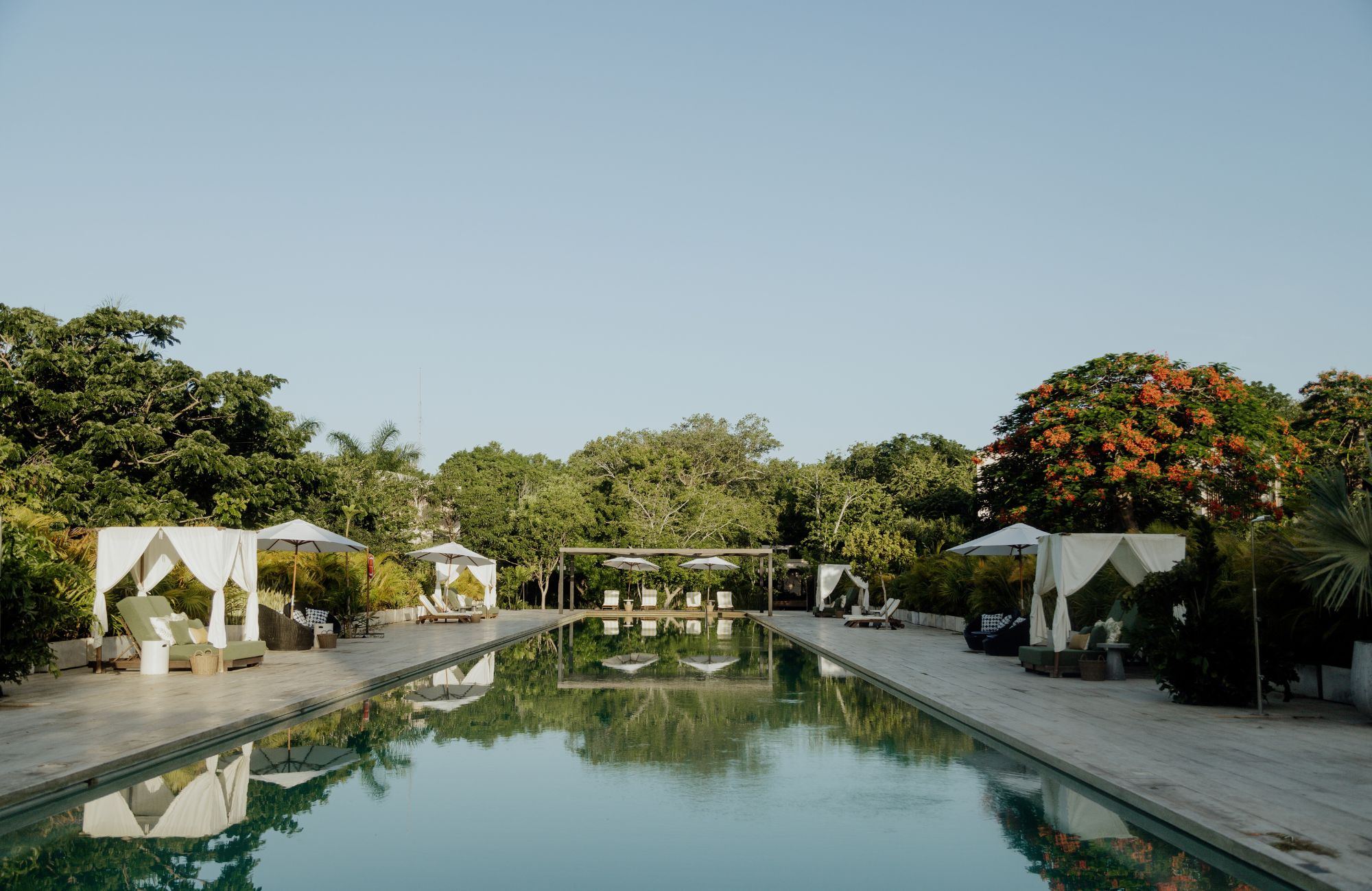 Luxury condo with terrace and private pool, for sale, Xcanat&uacute;n