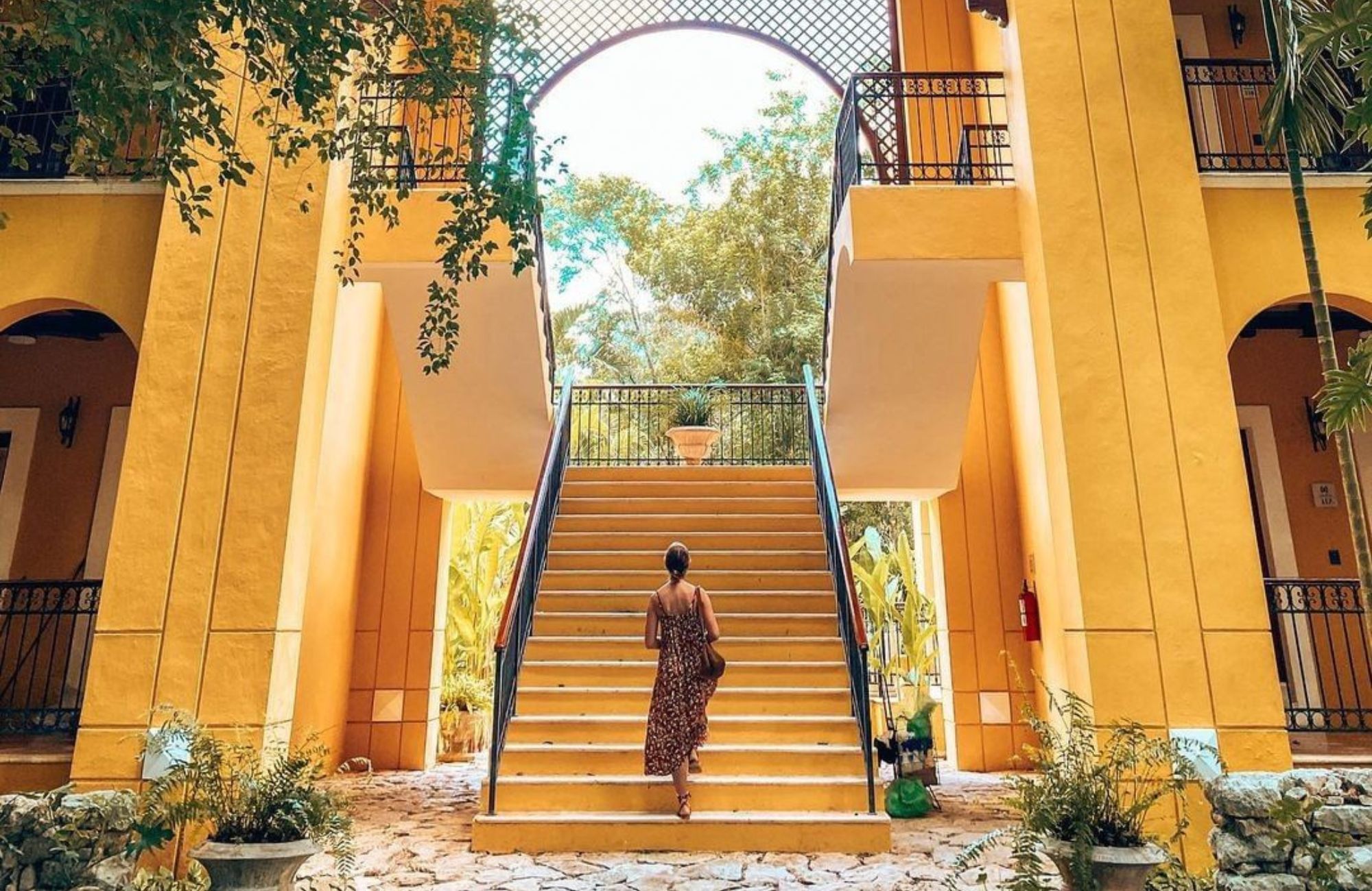 Apartment with private pool and service room, golf simulator, Cinema, for sale, North Zone, Merida.