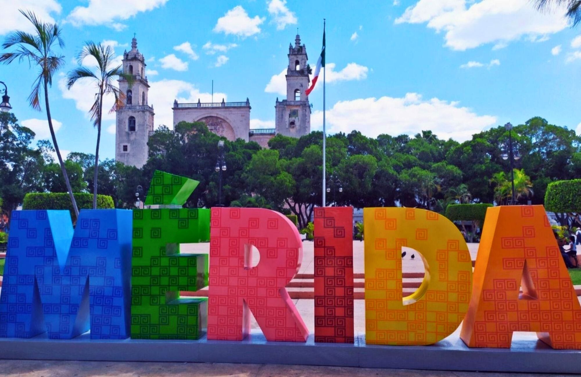 House with private pool and event garden, for sale, Conkal, M&eacute;rida