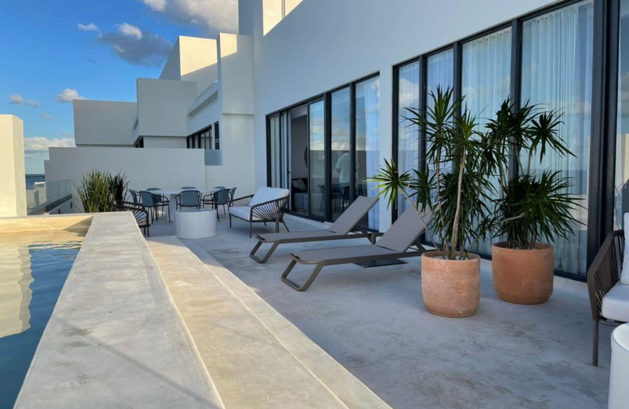 Condo con alberca frente al mar con terraza, en venta San crisanto Yucatan