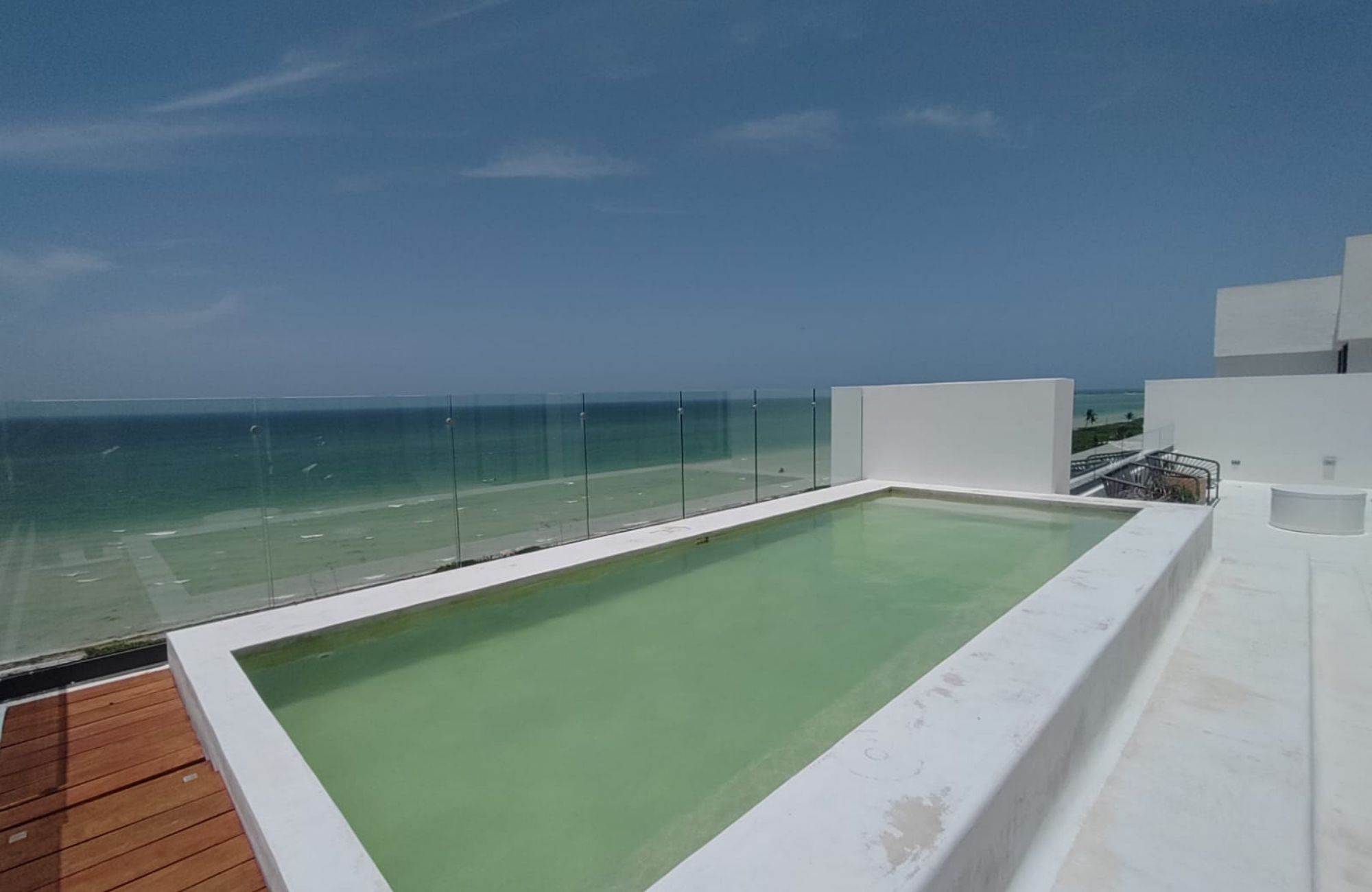 Condo con alberca frente al mar con terraza, en venta San crisanto Yucatan