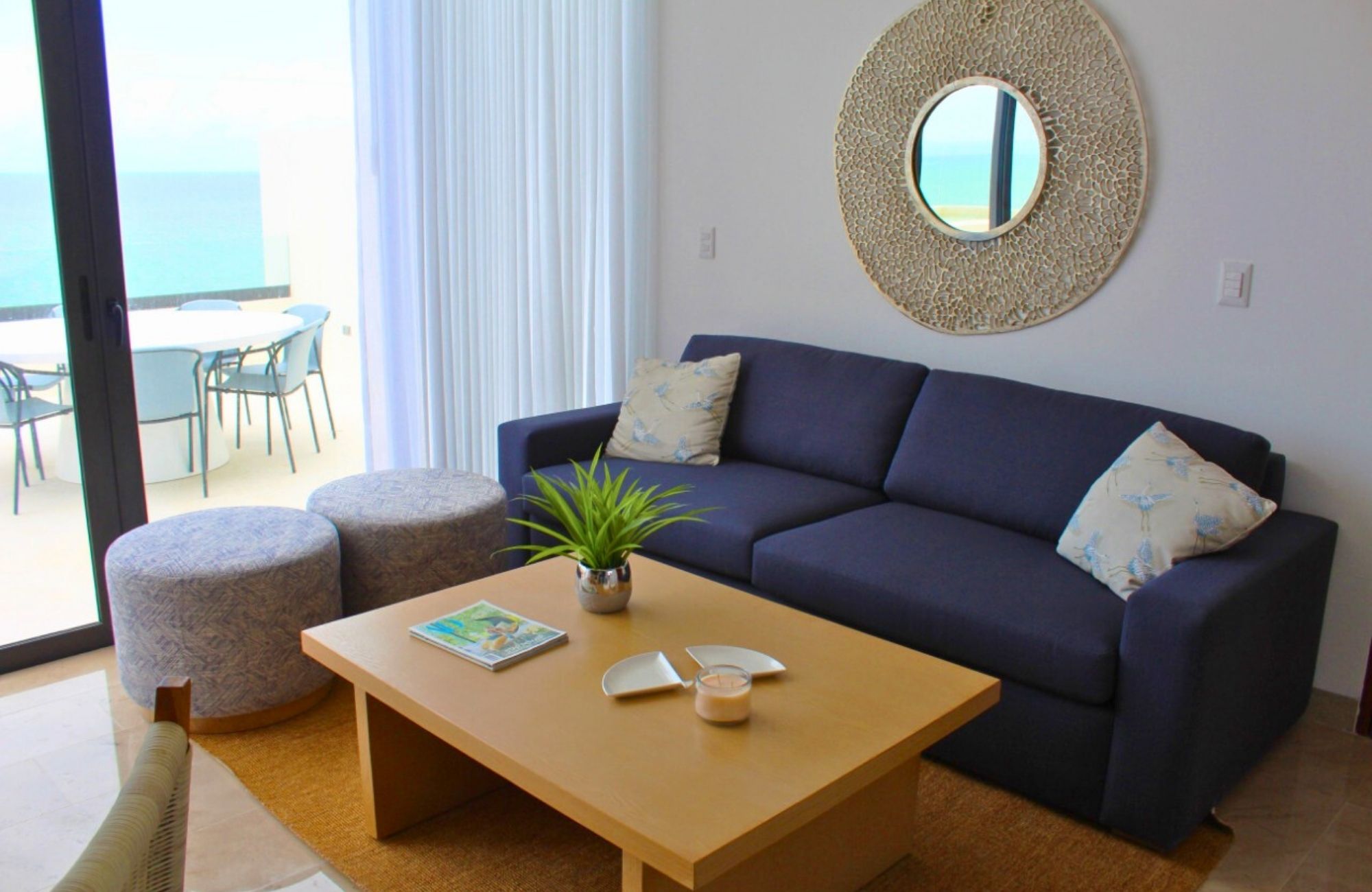 Condo con alberca frente al mar con terraza, en venta San crisanto Yucatan