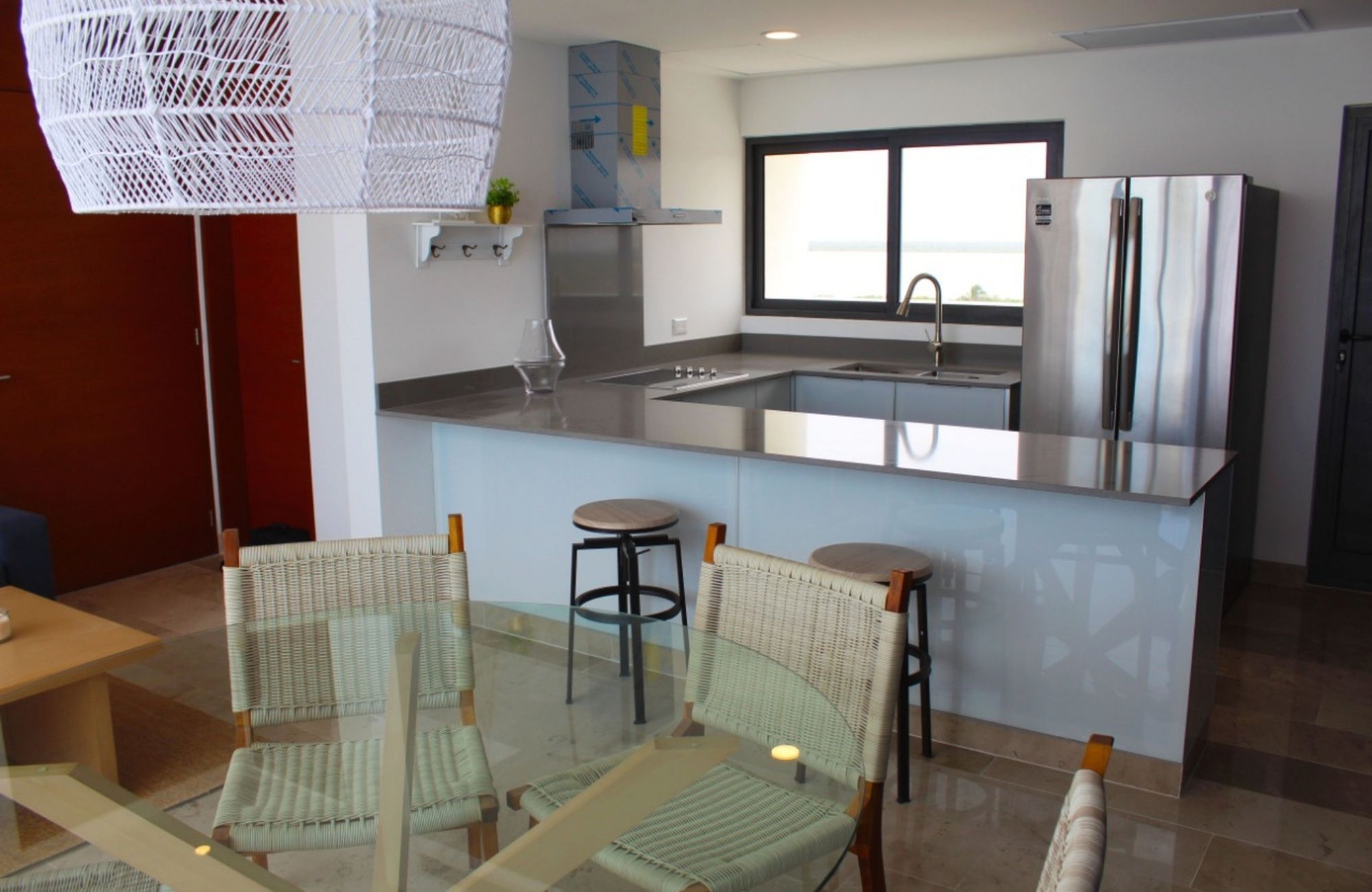 Condo con alberca frente al mar con terraza, en venta San crisanto Yucatan