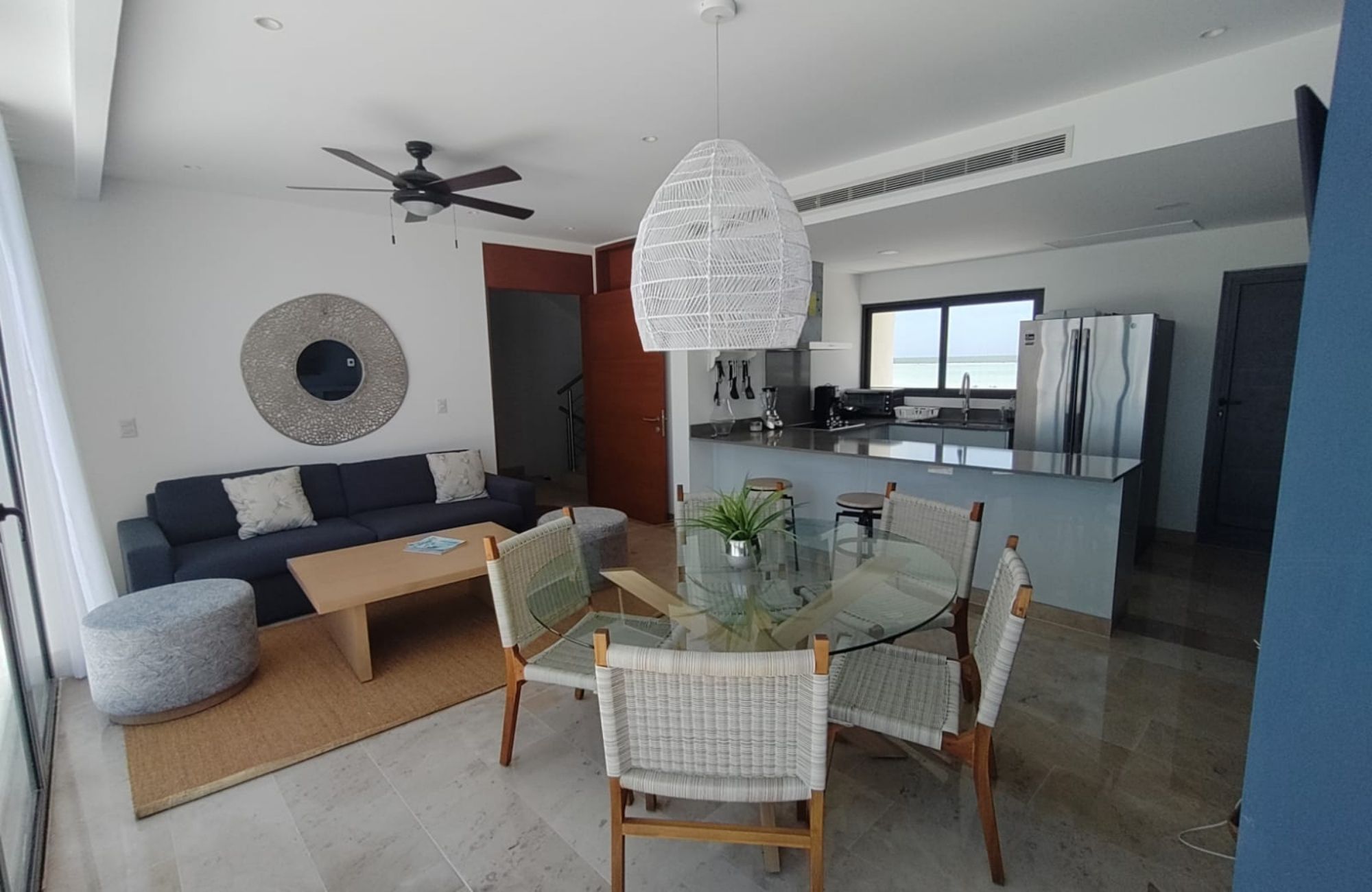 Condo con alberca frente al mar con terraza, en venta San crisanto Yucatan