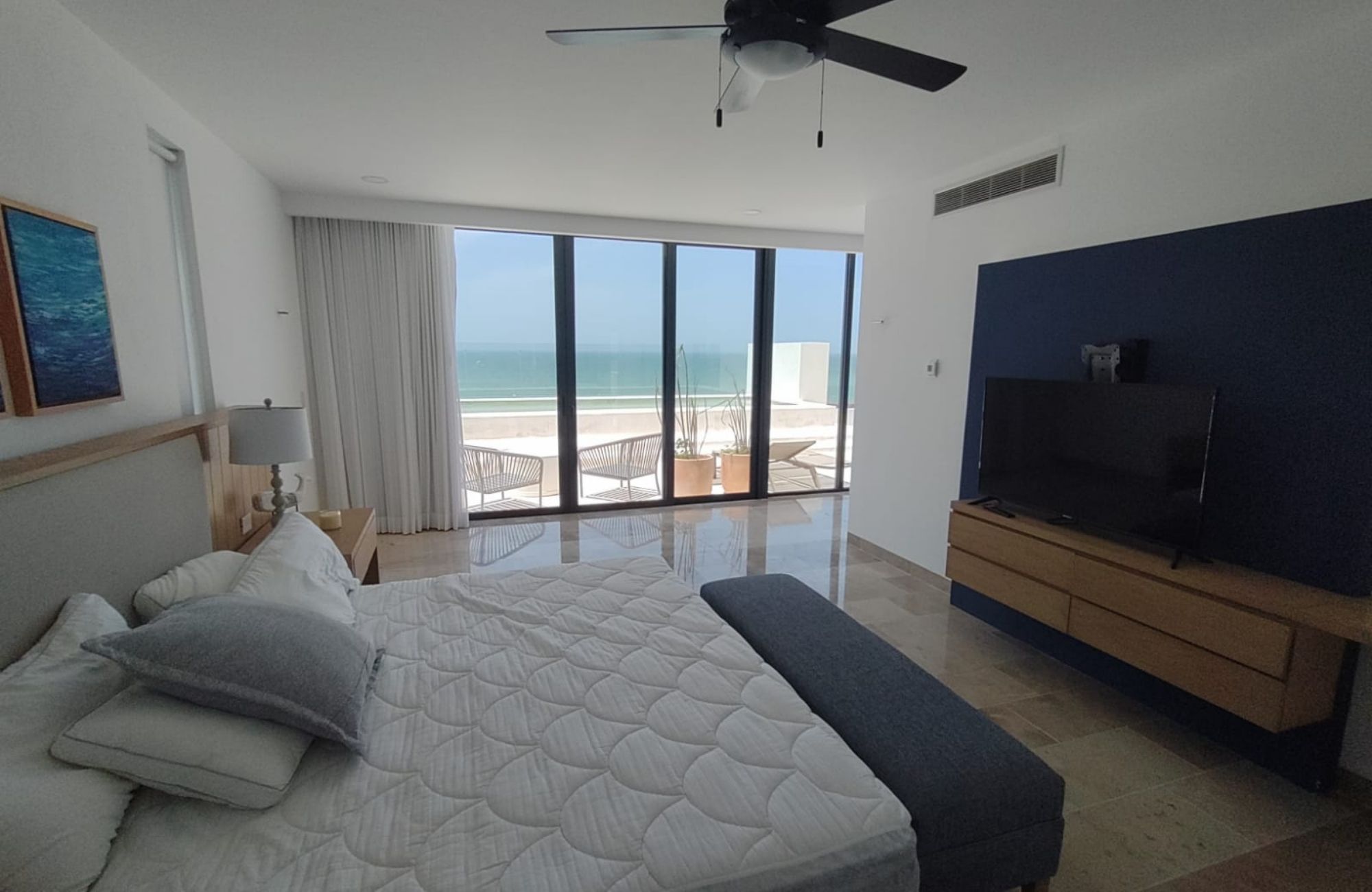 Condo con alberca frente al mar con terraza, en venta San crisanto Yucatan