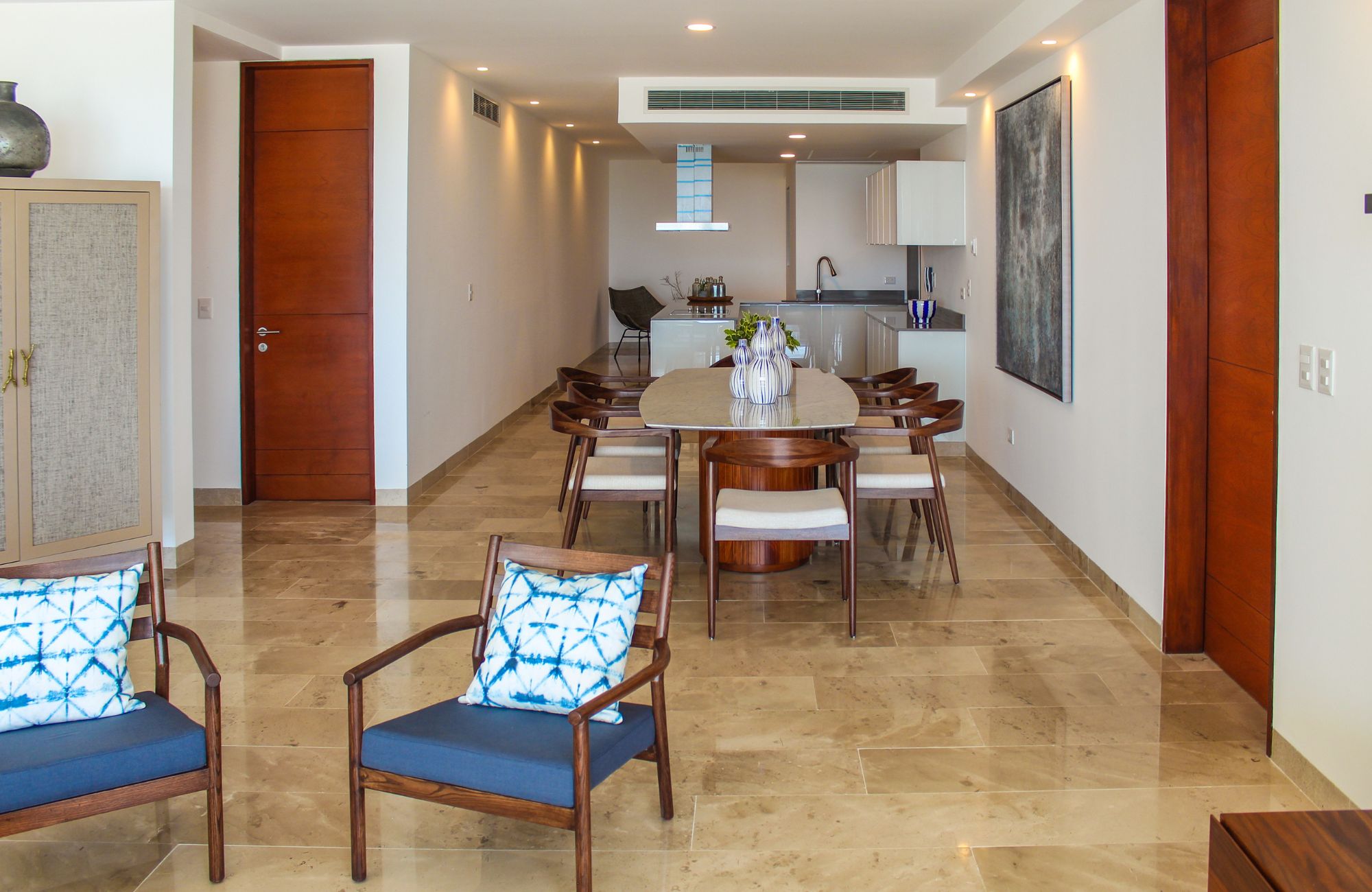 Departamento en venta con vista al campo de golf y lago, en Yucatan Country Club, venta M&eacute;rida.