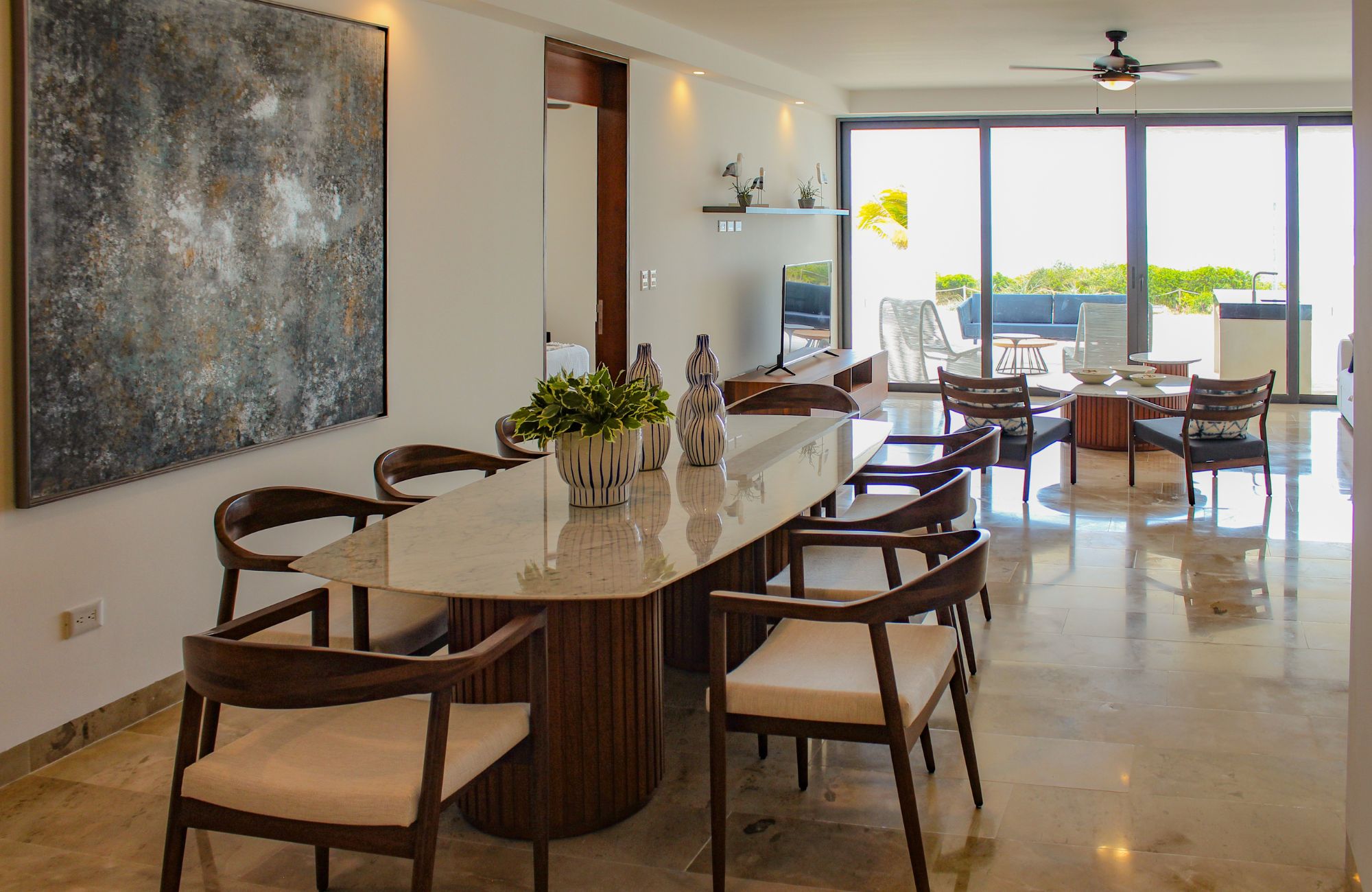 Departamento en venta con vista al campo de golf y lago, en Yucatan Country Club, venta M&eacute;rida.