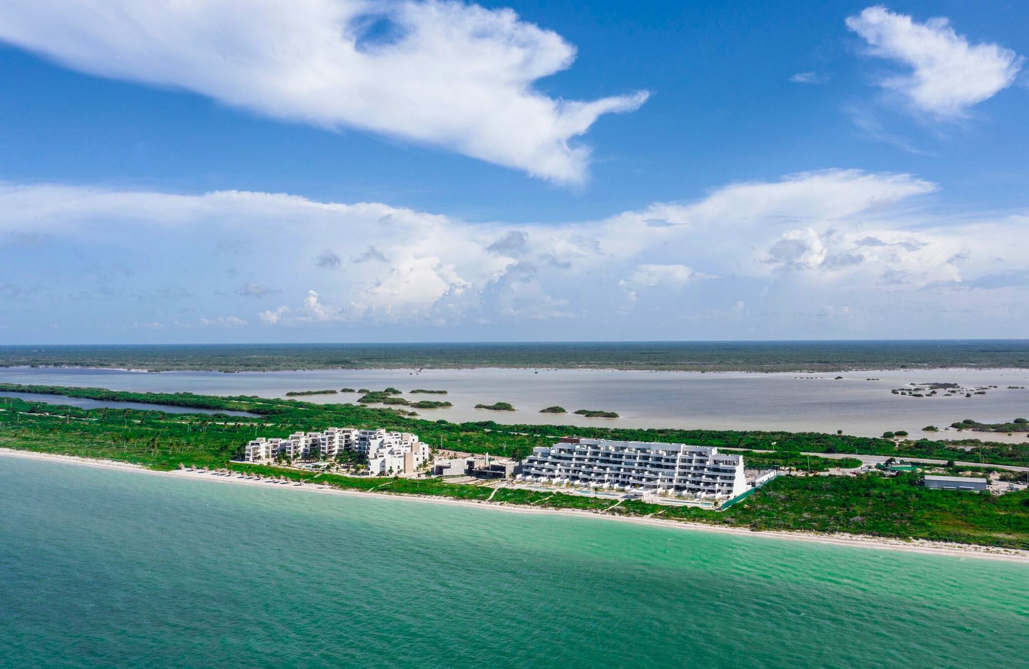 Luxury Beachfront Apartment for Sale, Chicxulub Puerto, Yucat&aacute;n