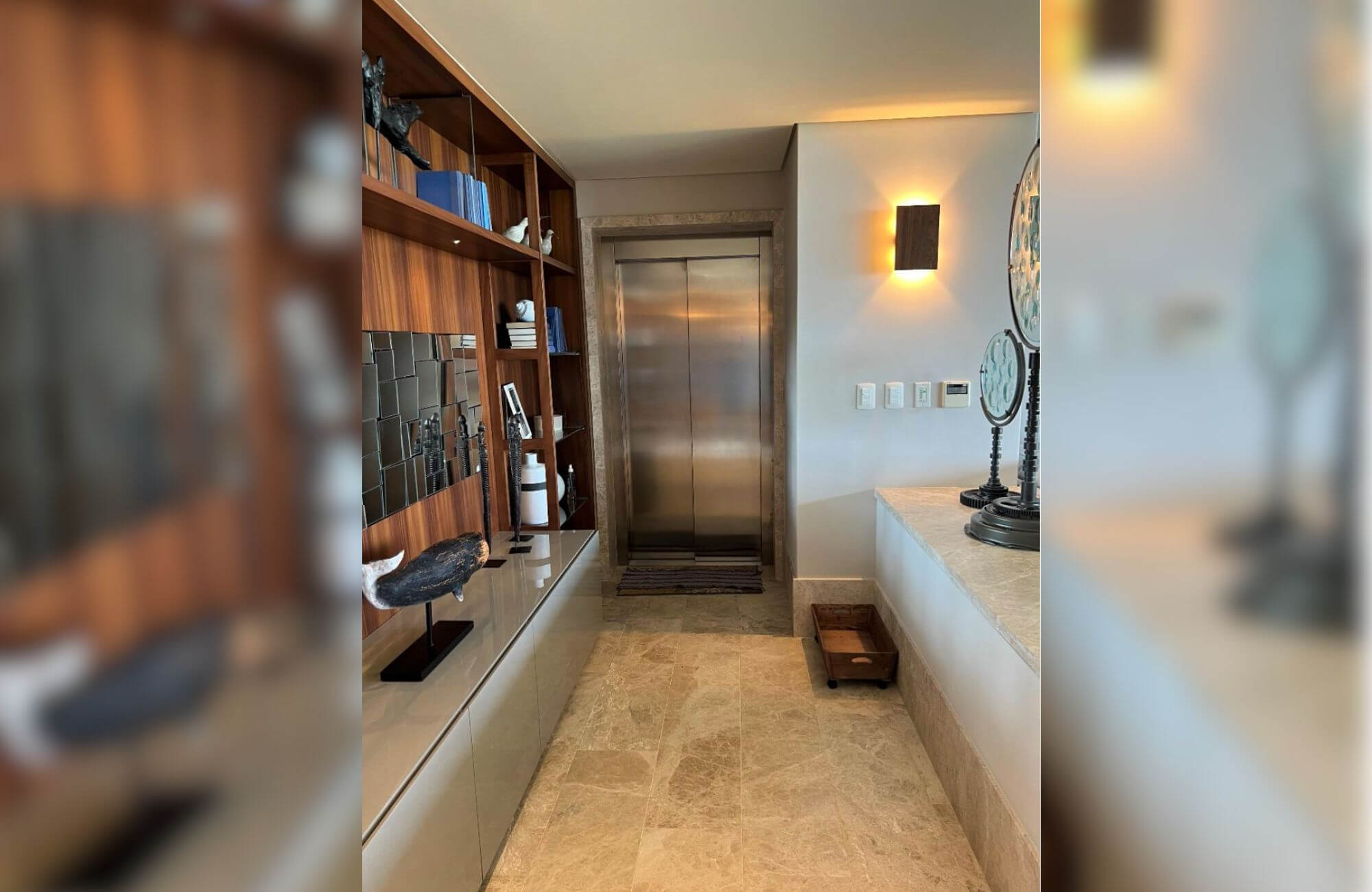 Apartment with Terrace and Pool for Sale, Hotel Zone, Puerto Cancun