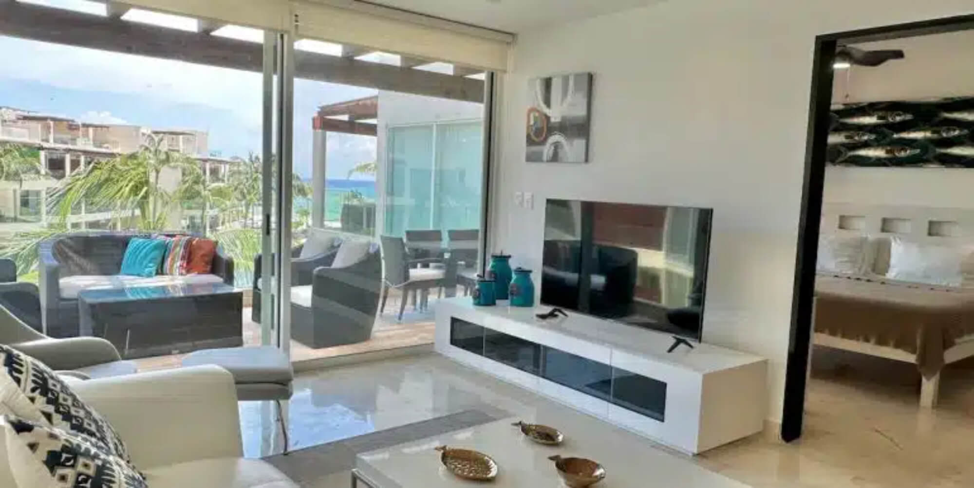 Condo steps from the beach for sale, downtown Playa del Carmen