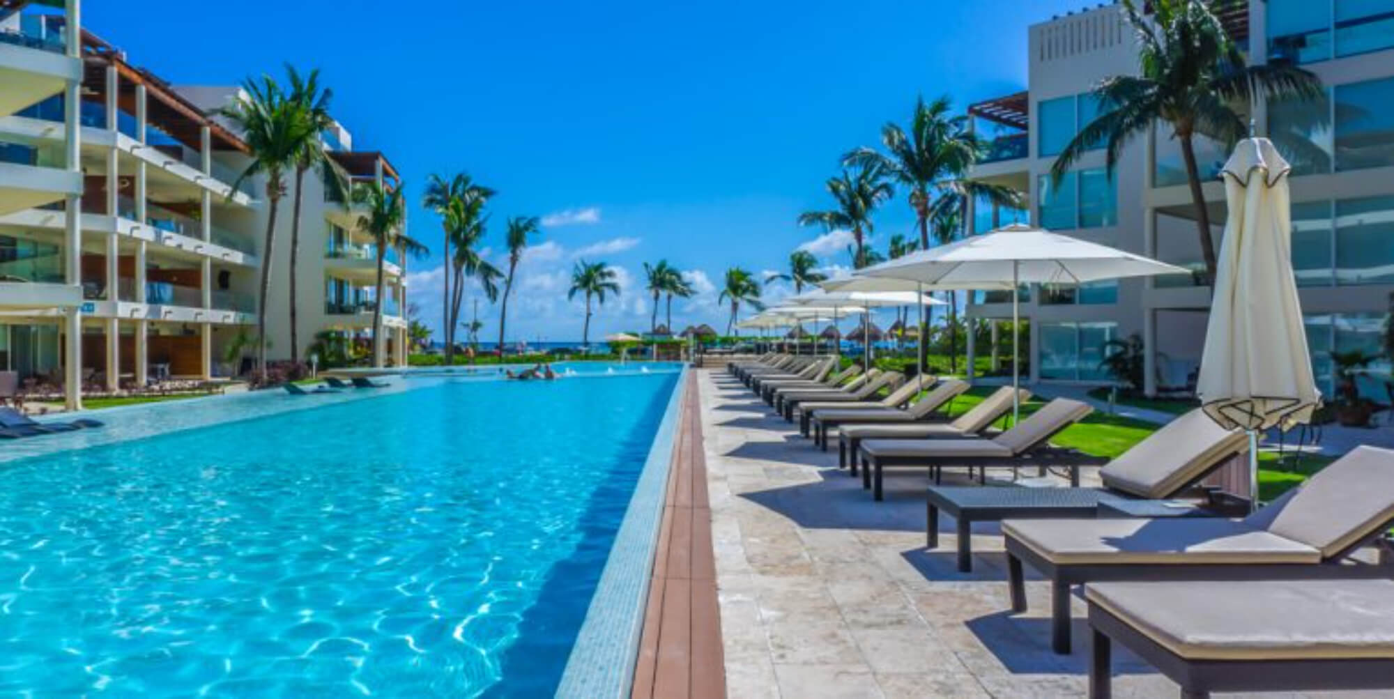 Luxury golf course view condo,  clubhouse, cenotes, beach club, recreational parks, pre-construction for sale Playa del Carmen.