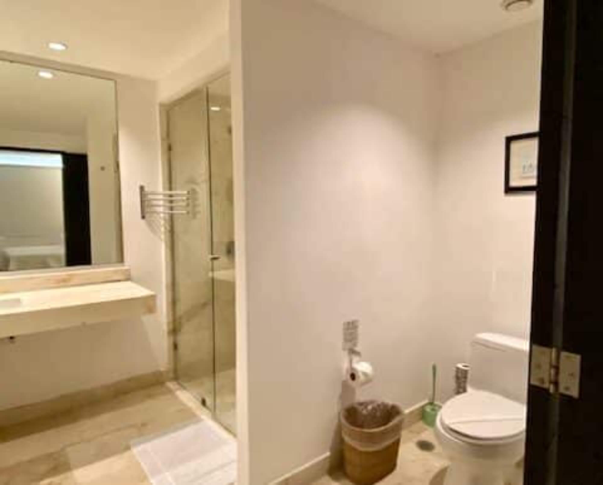 Luxury golf course view condo,  clubhouse, cenotes, beach club, recreational parks, pre-construction for sale Playa del Carmen.