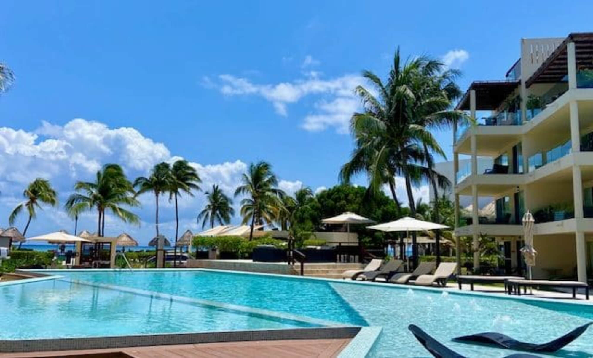 Luxury golf course view condo,  clubhouse, cenotes, beach club, recreational parks, pre-construction for sale Playa del Carmen.