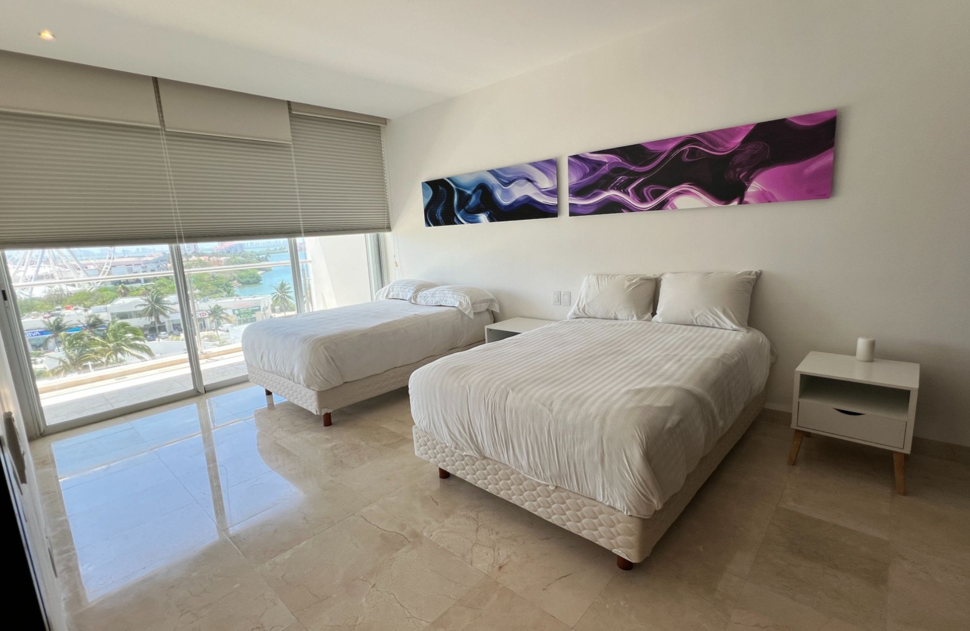 Lagoon-view penthouse for sale, Zona Hotelera, Canc&uacute;n