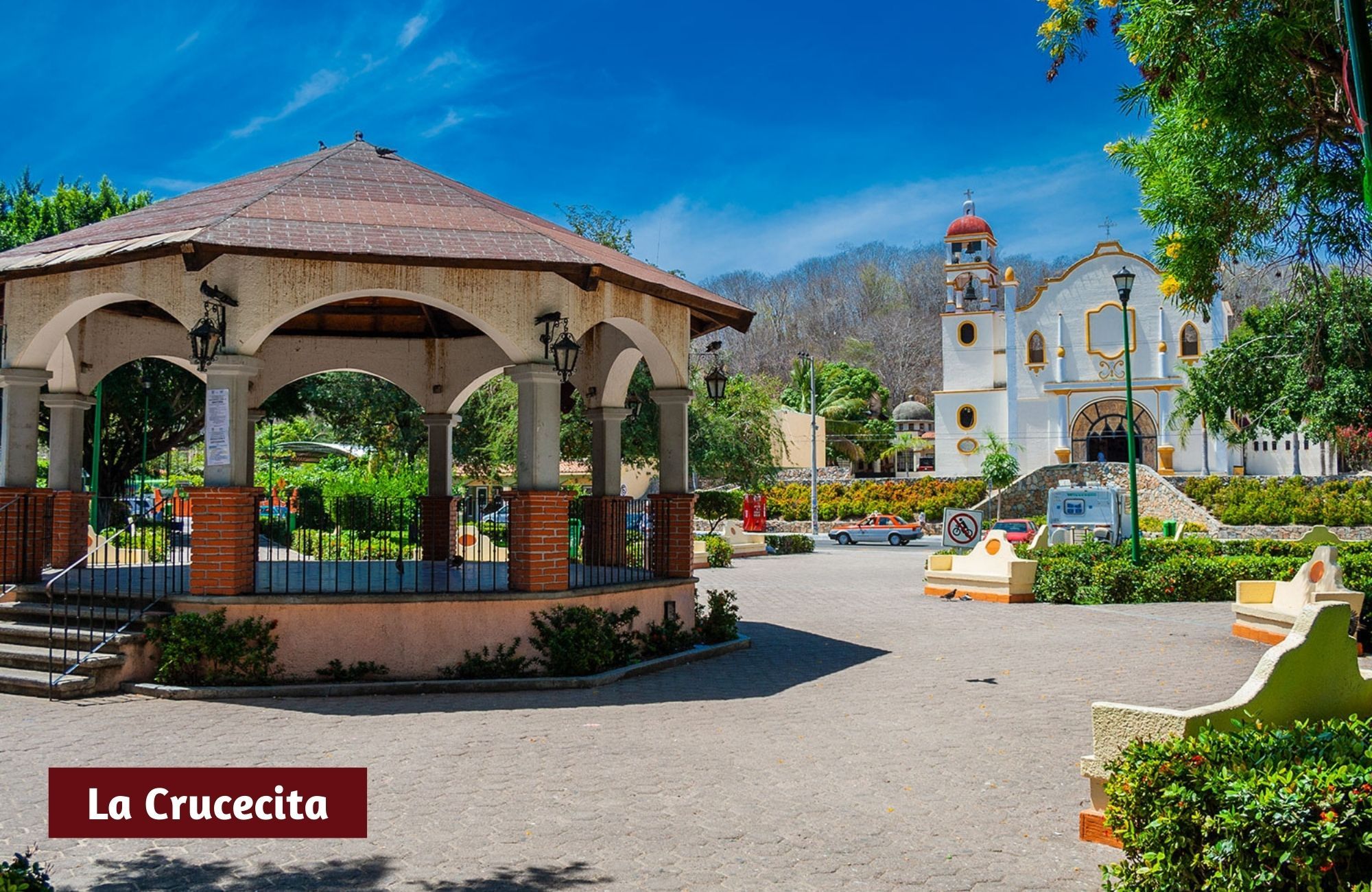 Fully furnished two-level loft-style studio for sale, Santa Cruz, Huatulco