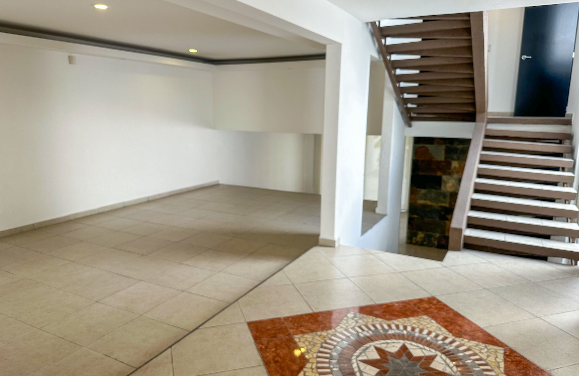 Condo with private balcony, shared rooftop garden for sale, Polanco, Mexico City