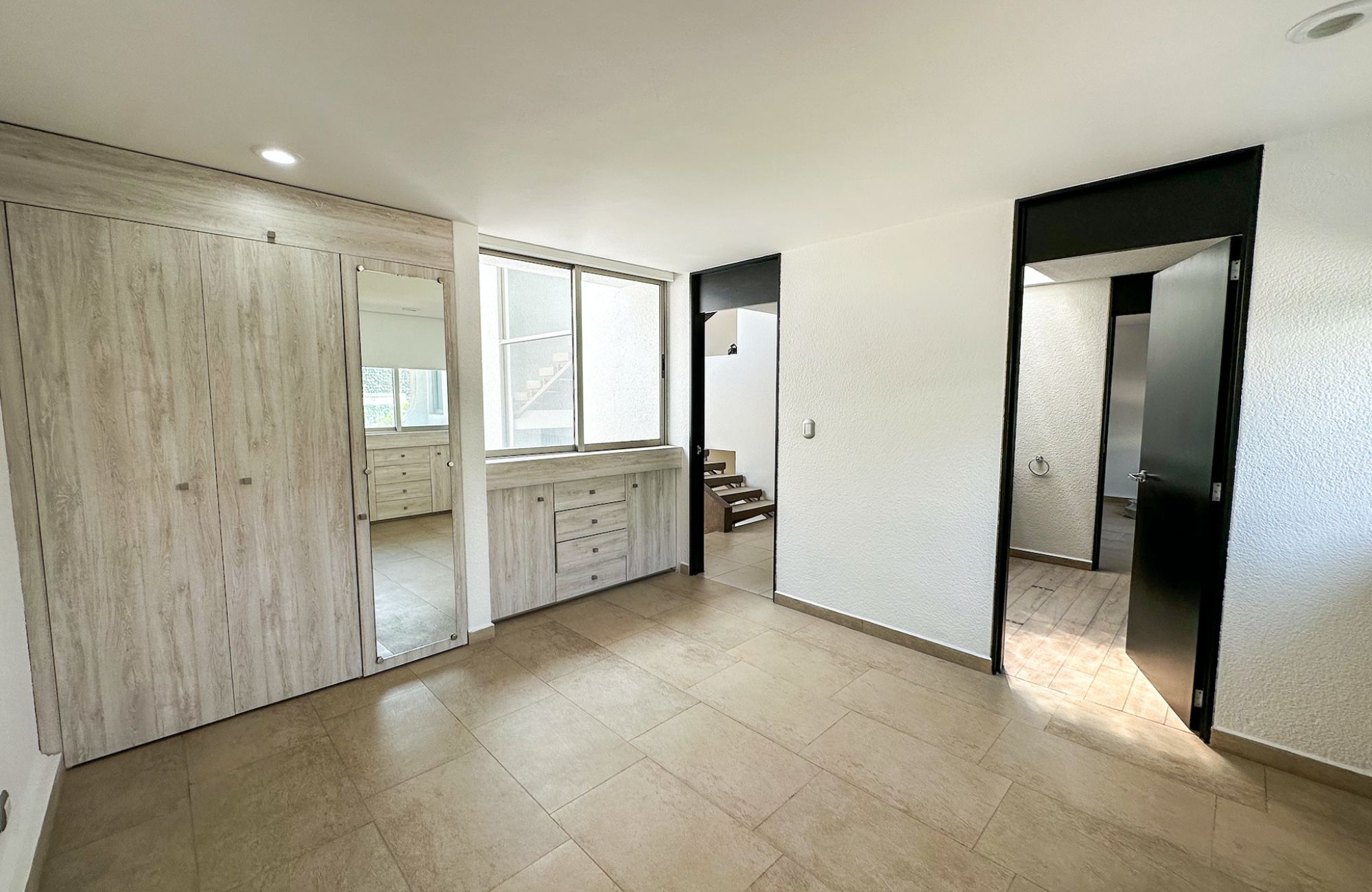 Condo with private balcony, shared rooftop garden for sale, Polanco, Mexico City