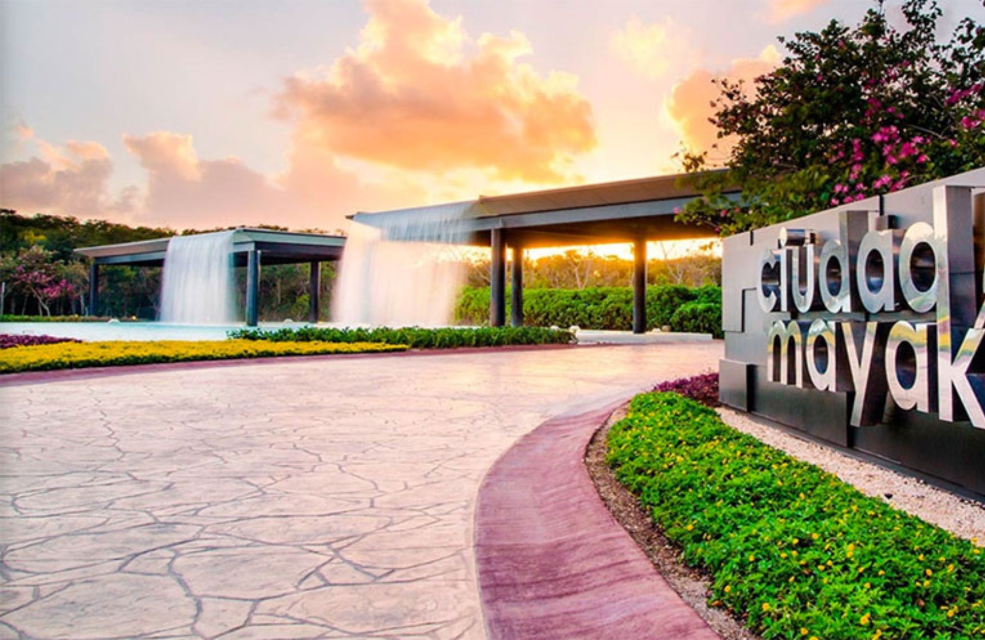 House with rooftop and private pool for sale in El Cielo, Playa del Carmen