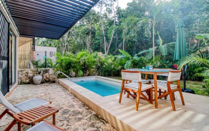 House with garden and private pool for sale on Avenida Coba, Tulum