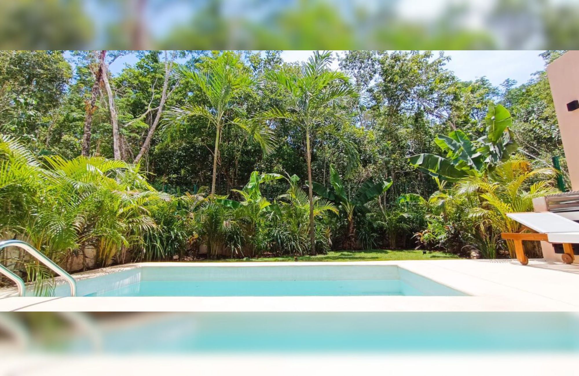 Land in a residential development with pool, spa, and cenote for sale in Region 11, Tulum.