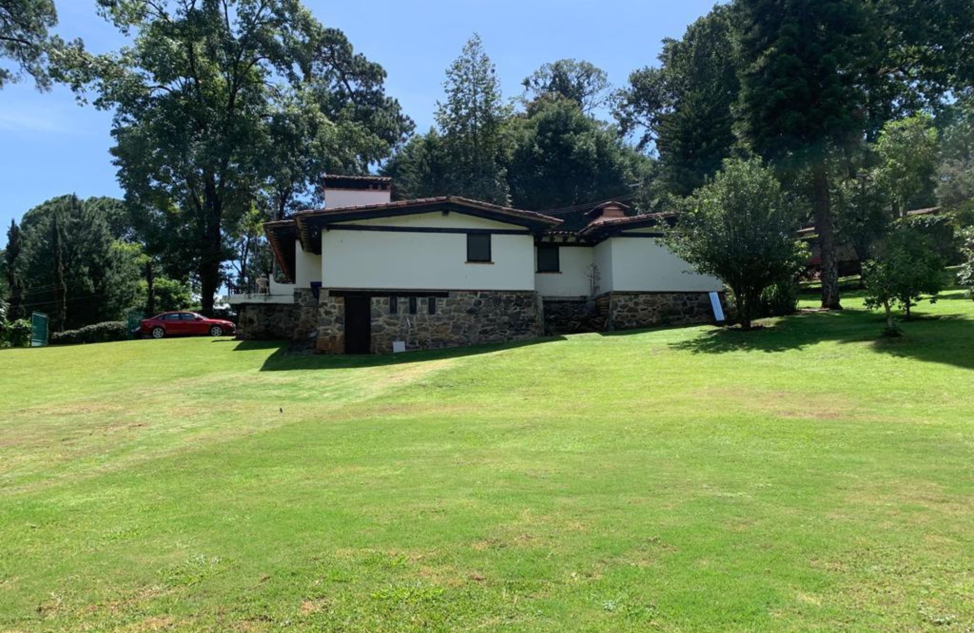 Residencia de alto nivel en venta en Bosques de las Lomas, CDMX