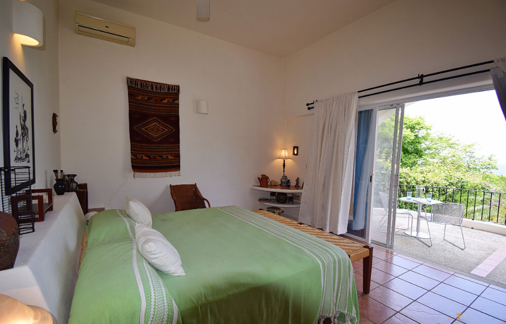 Luxury villa with pool surrounded by natural reserve for sale, Playa &Oacute;rgano, Huatulco