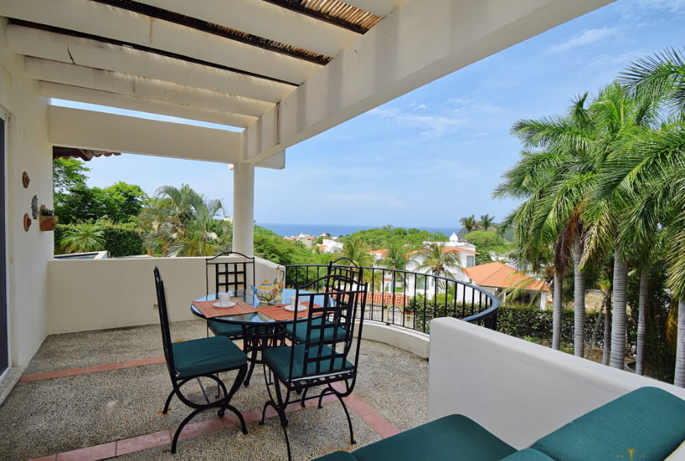 Luxury villa with pool surrounded by natural reserve for sale, Playa &Oacute;rgano, Huatulco