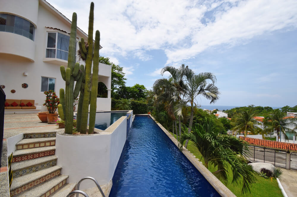Luxury villa with pool surrounded by natural reserve for sale, Playa &Oacute;rgano, Huatulco