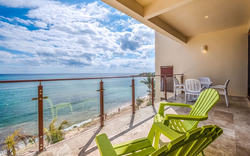 Reduced Price Oceanfront Penthouse for Sale, Rooftop Terrace, Akumal, Quintana Roo