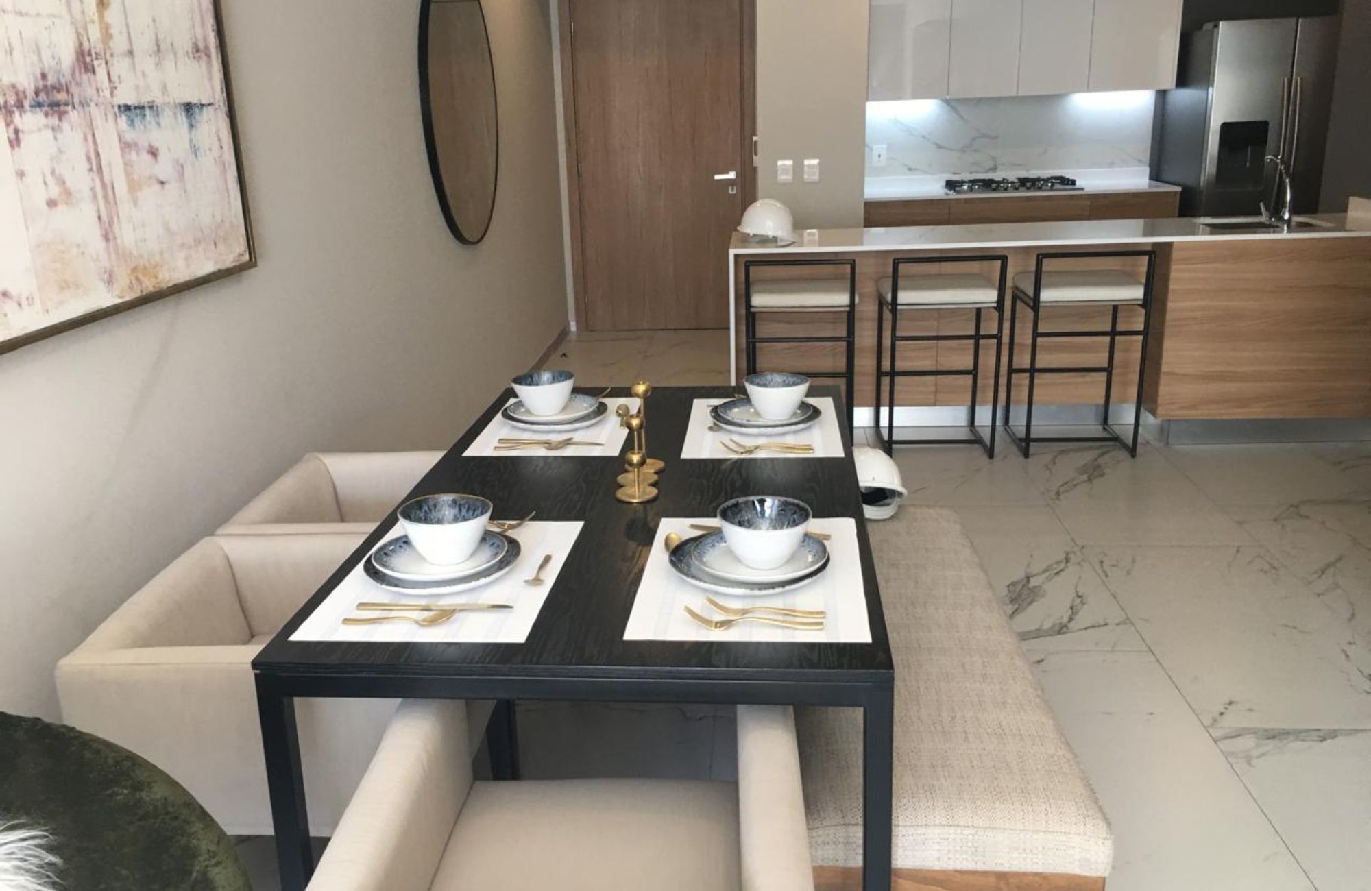 Apartment with balcony, common roof garden and laundry area, Miguel Hidalgo, Mexico City.