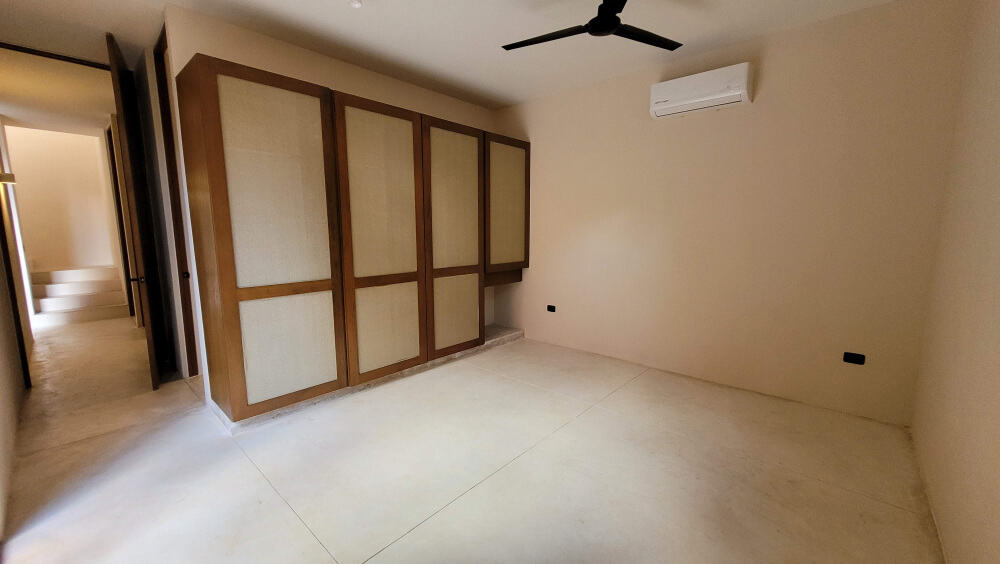 Two-Story House with Garden and Pool for Sale in Temoz&oacute;n Norte, M&eacute;rida