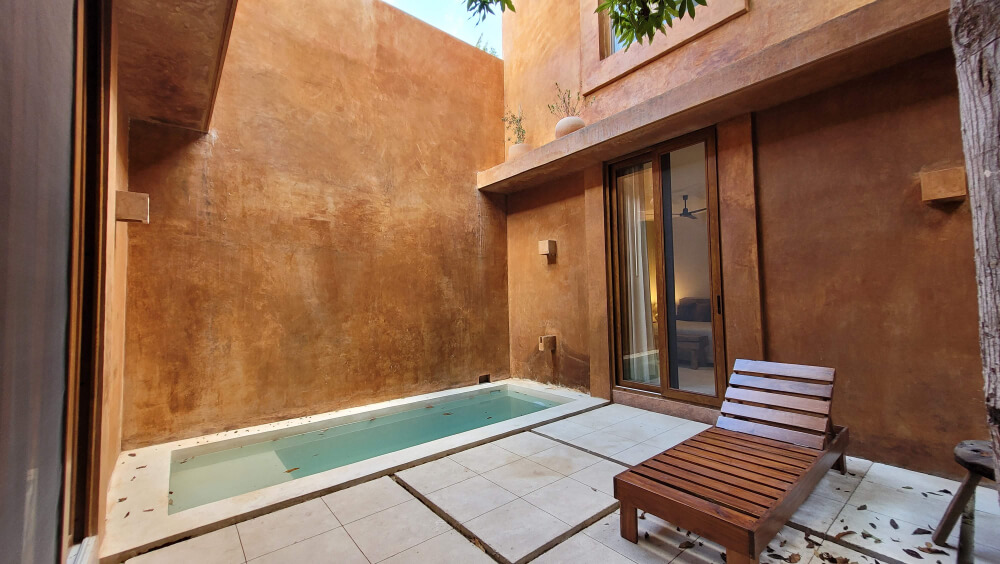 House with Covered Terrace and Private Pool for Sale in Temoz&oacute;n Norte, M&eacute;rida