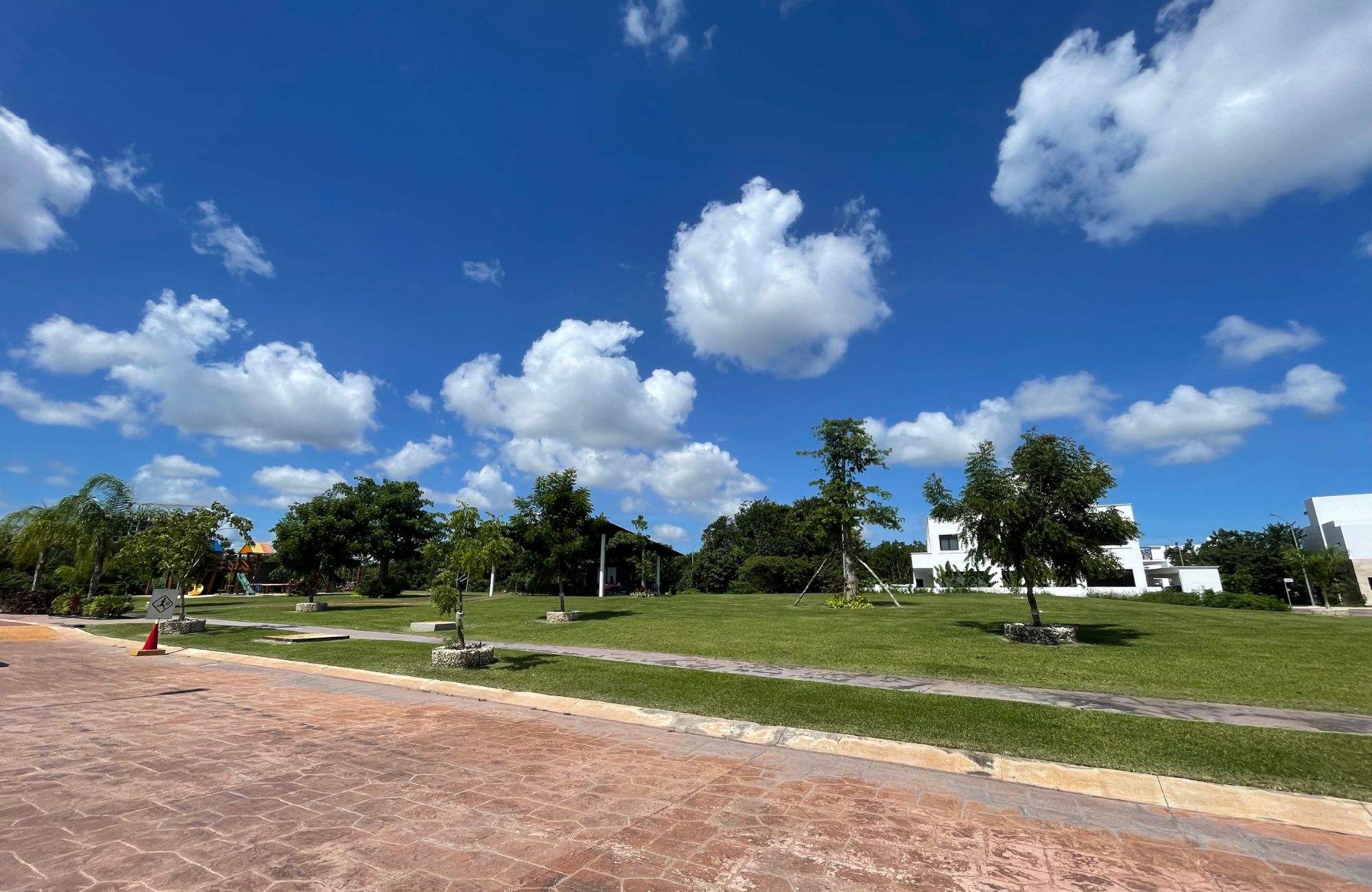 Casa con alberca, comunidad privada, en venta, R&iacute;o Residencial, Canc&uacute;n