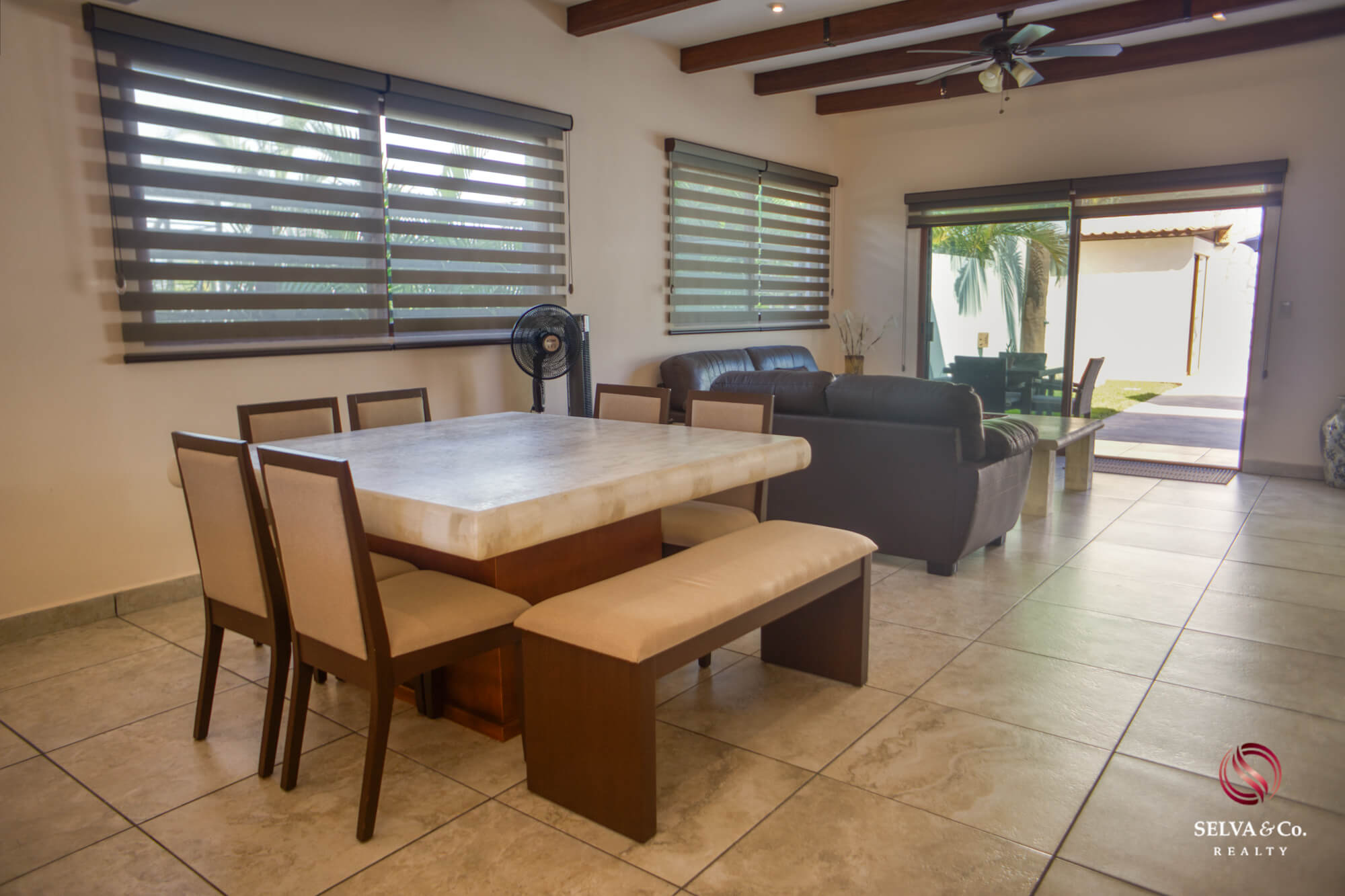 House with garden, terrace and clubhouse with amenities, for sale, Mayakoba, Playa del Carmen.