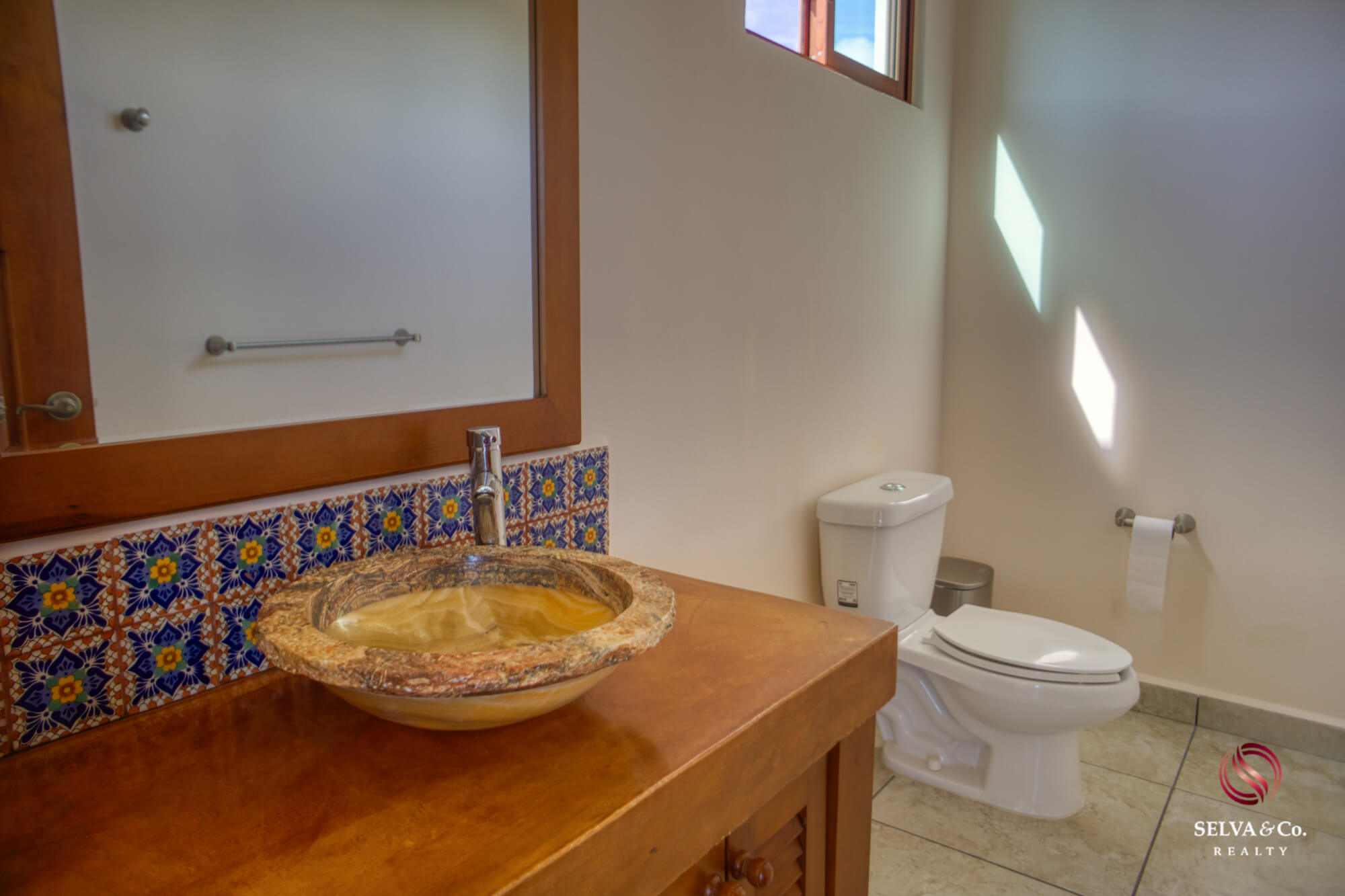 House with garden, terrace and clubhouse with amenities, for sale, Mayakoba, Playa del Carmen.